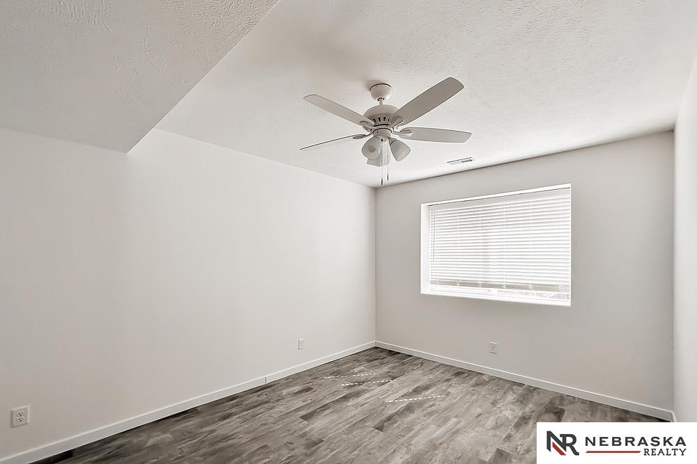 10307 S 27th Street, Bellevue, Nebraska image 39