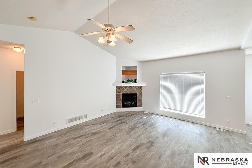 10307 S 27th Street, Bellevue, Nebraska image 6