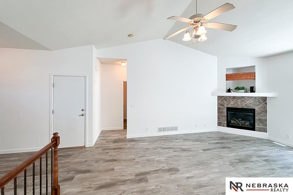 10307 S 27th Street, Bellevue, Nebraska image 9