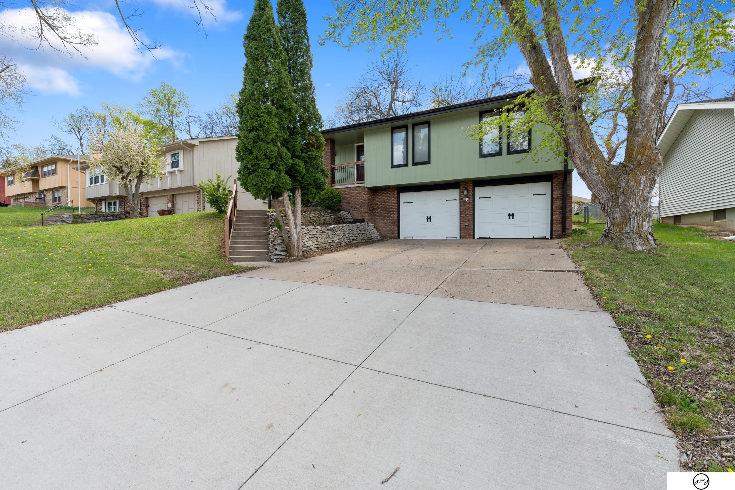 10115 S 191st Street, Omaha, Nebraska image 2