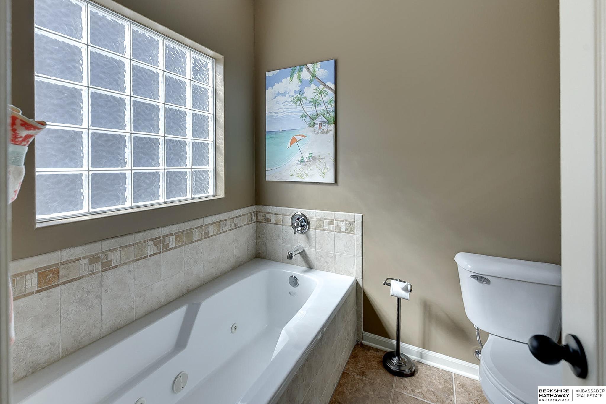 7315 S 174th Street, Omaha, Nebraska image 25