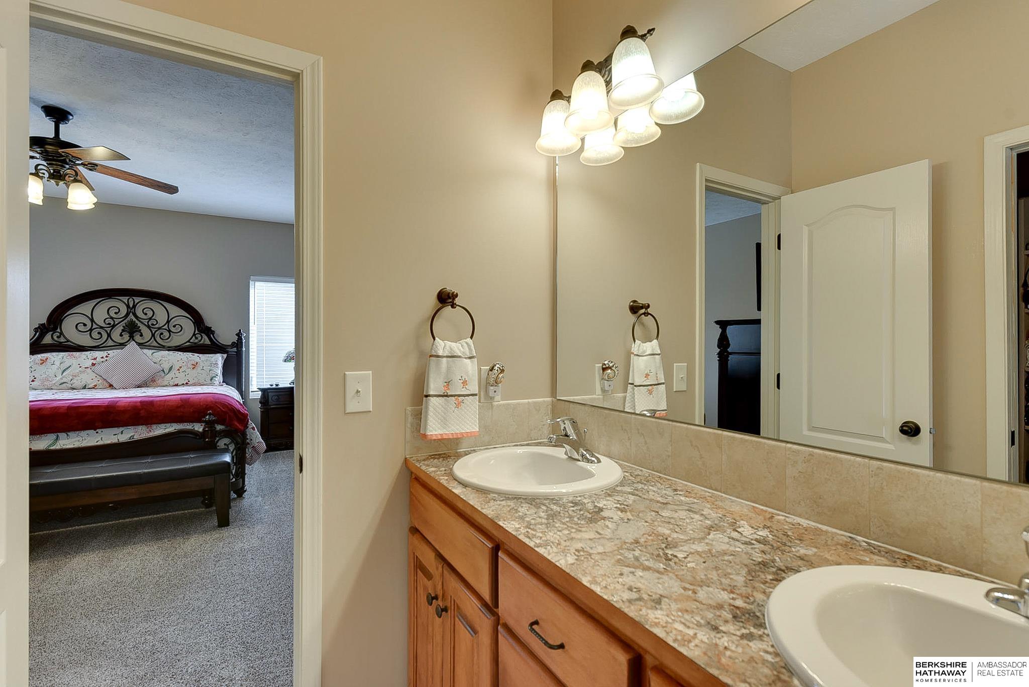 7315 S 174th Street, Omaha, Nebraska image 27