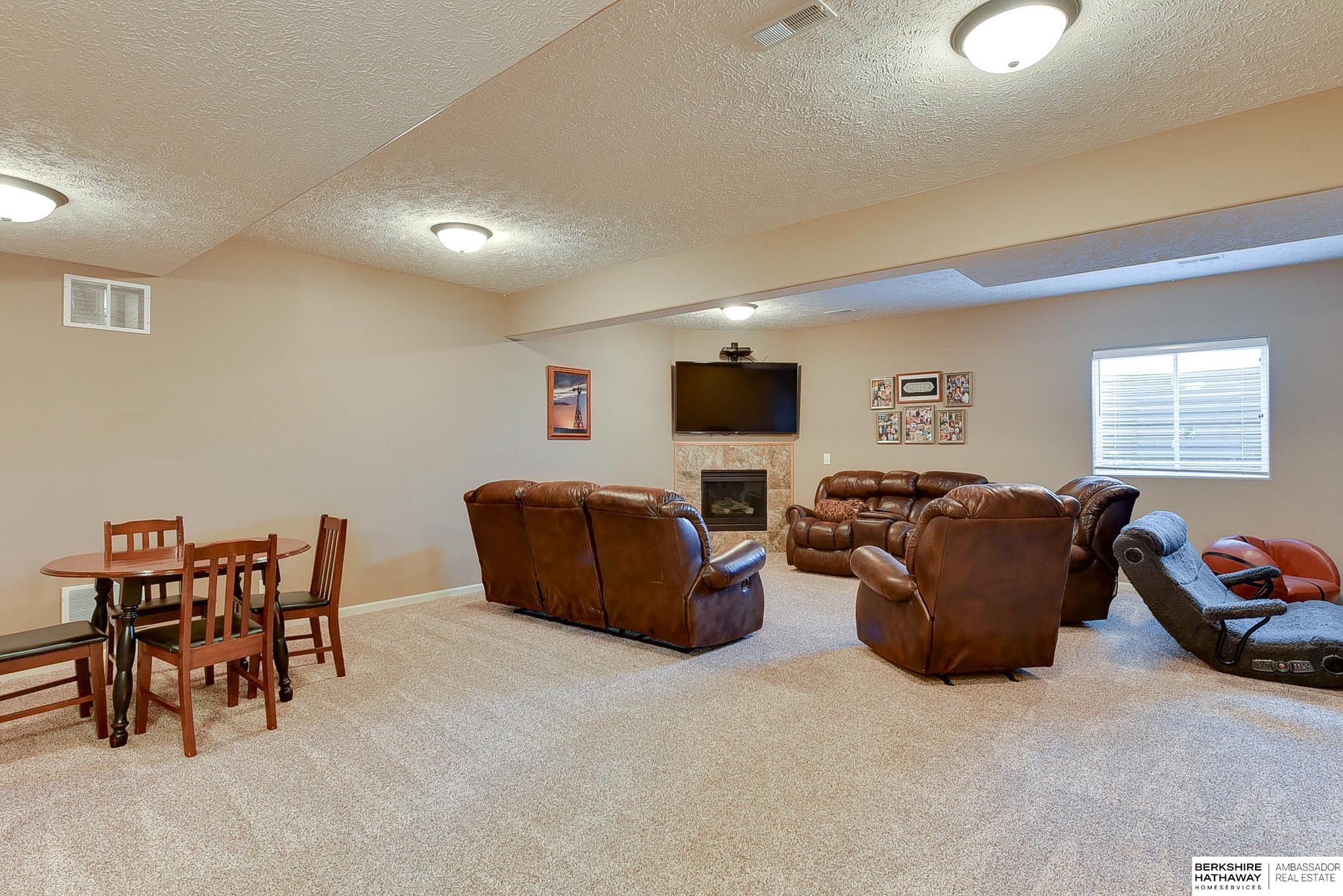 7315 S 174th Street, Omaha, Nebraska image 28
