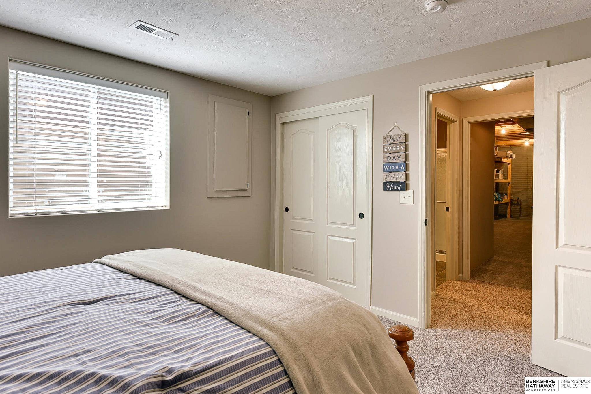 7315 S 174th Street, Omaha, Nebraska image 33