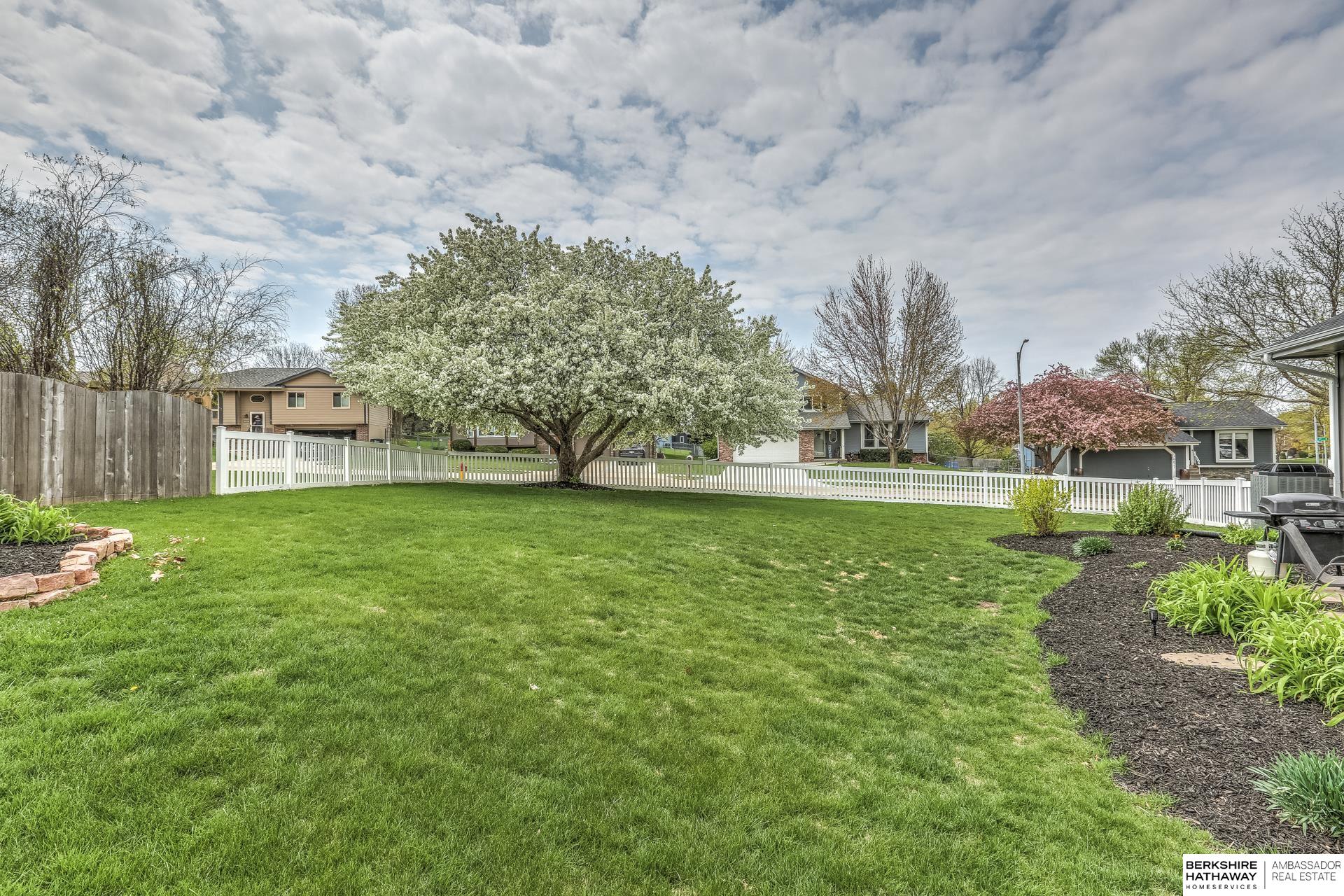 16607 Riggs Street, Omaha, Nebraska image 42