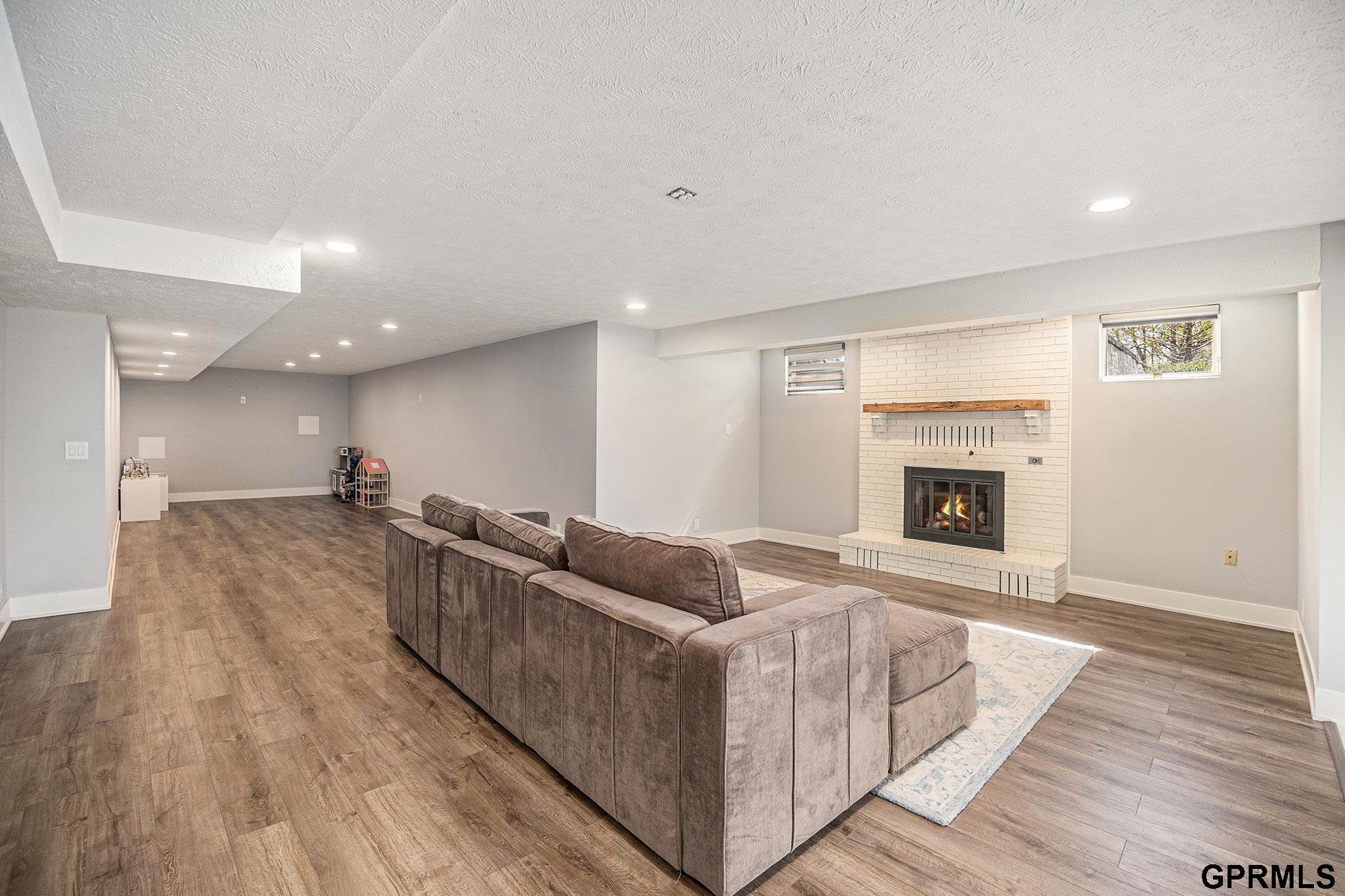 16405 Pasadena Circle, Omaha, Nebraska image 41