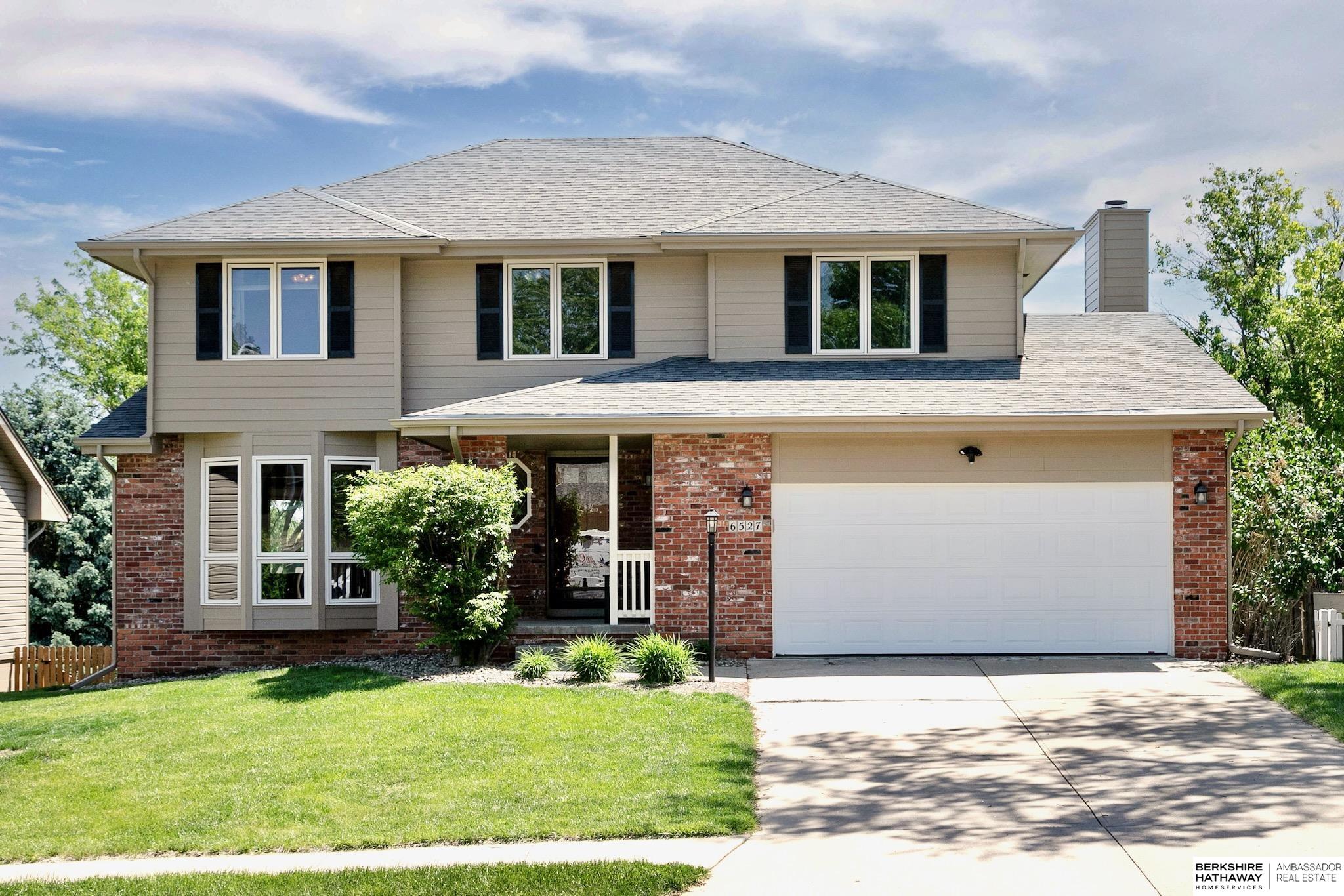 6527 N 106th Street, Omaha