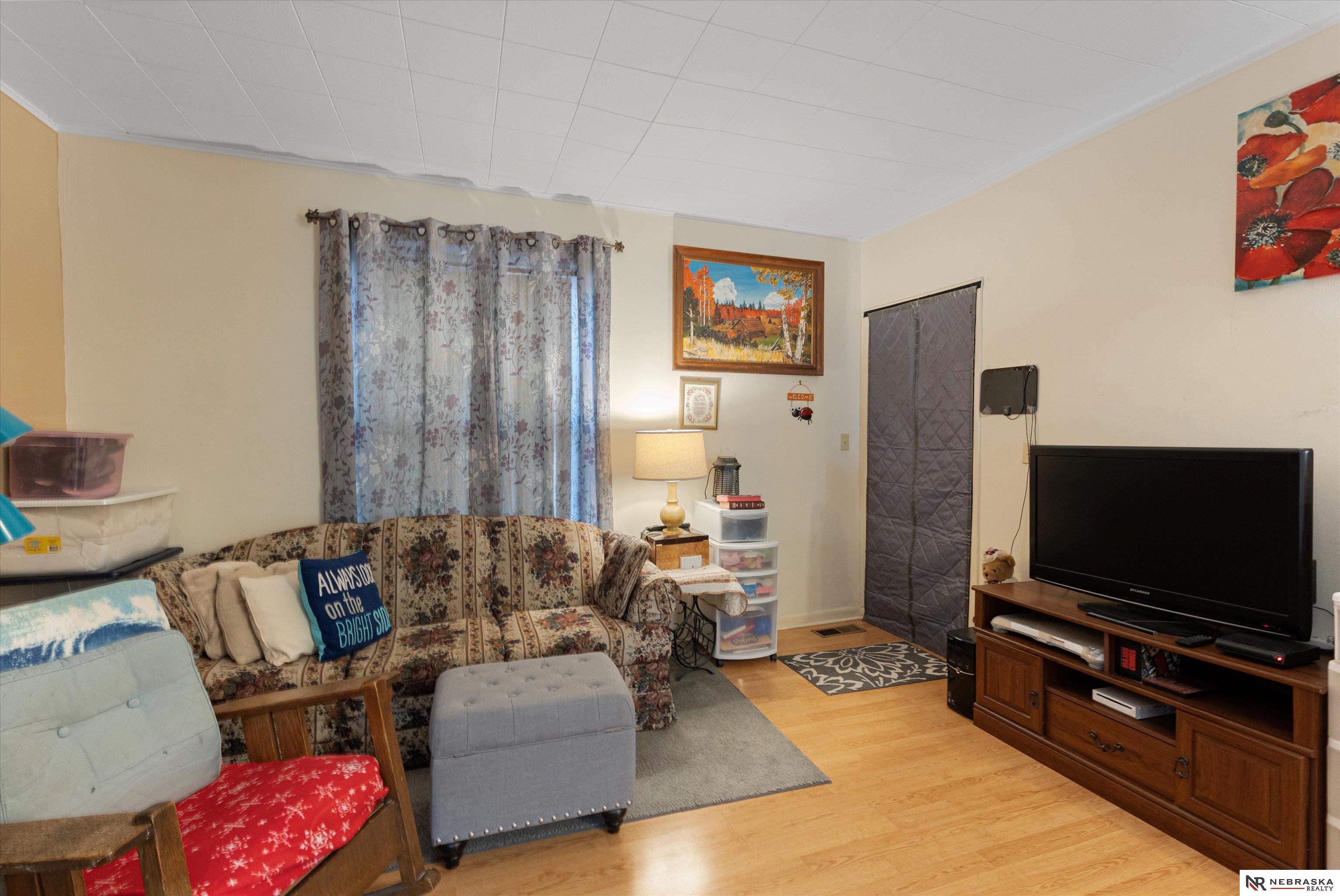 3059 Hanscom Boulevard, Omaha, Nebraska image 3