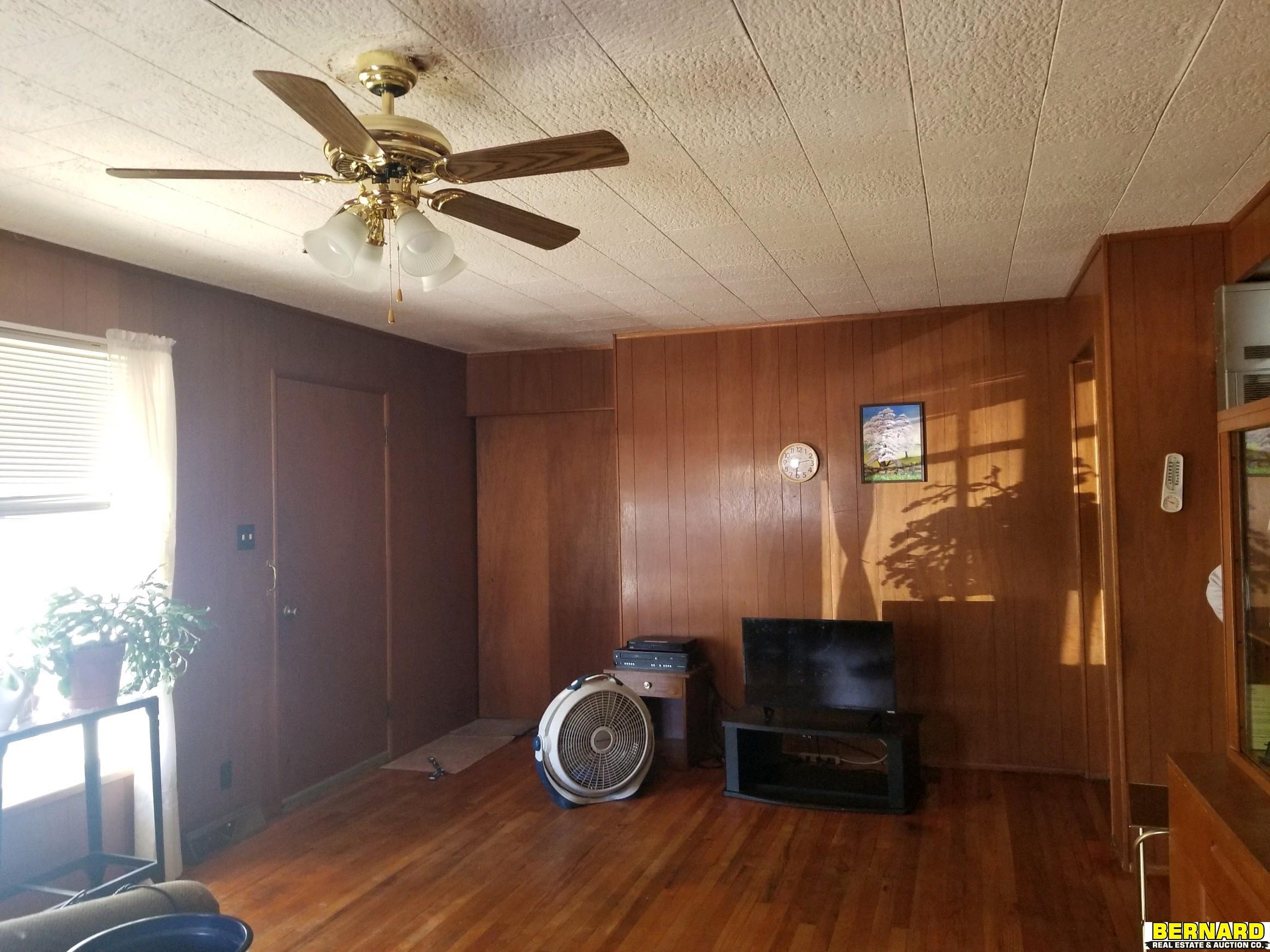 976 Central Avenue, Humboldt, Nebraska image 2