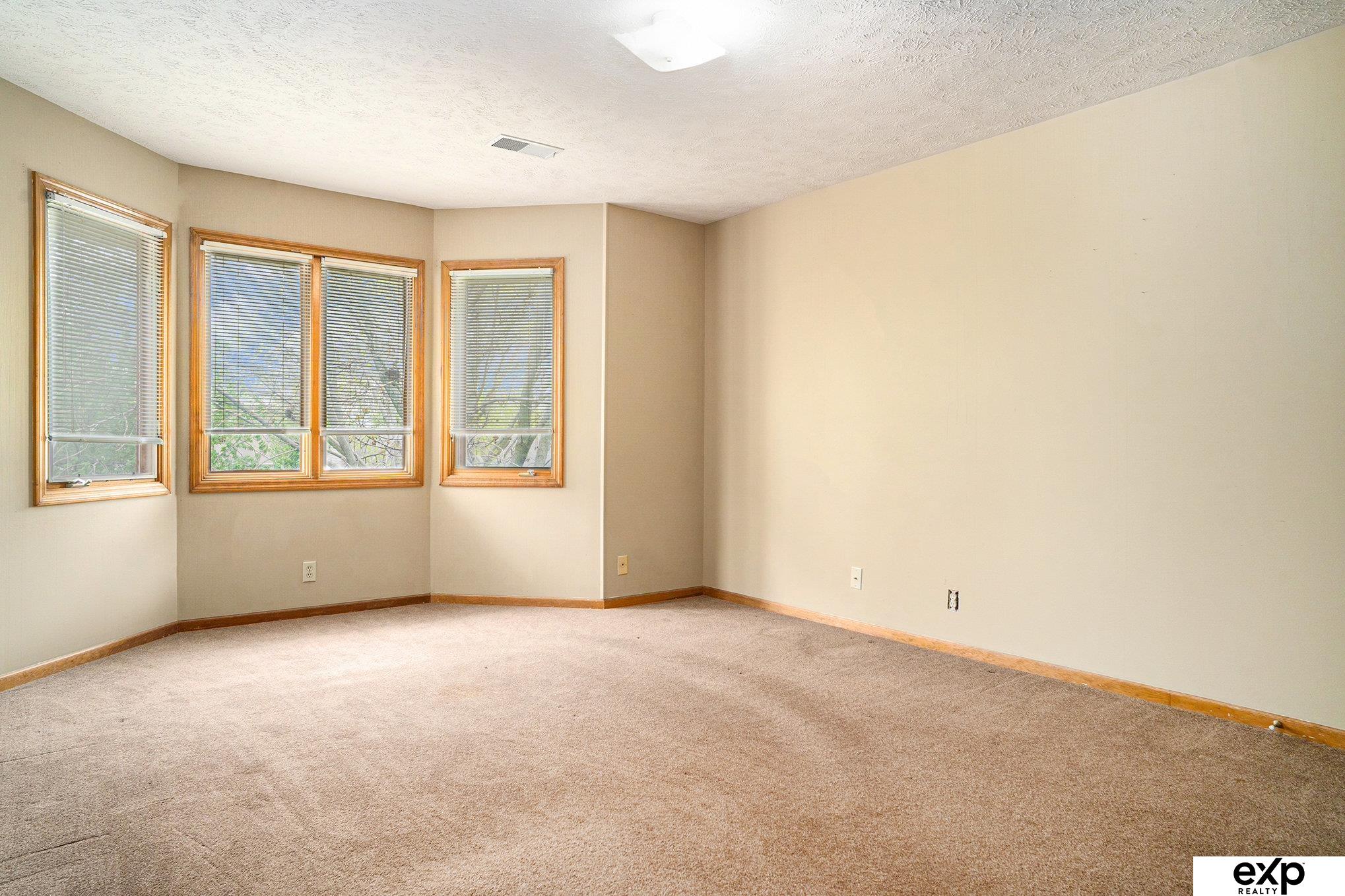 9416 Drexel Street, Omaha, Nebraska image 17