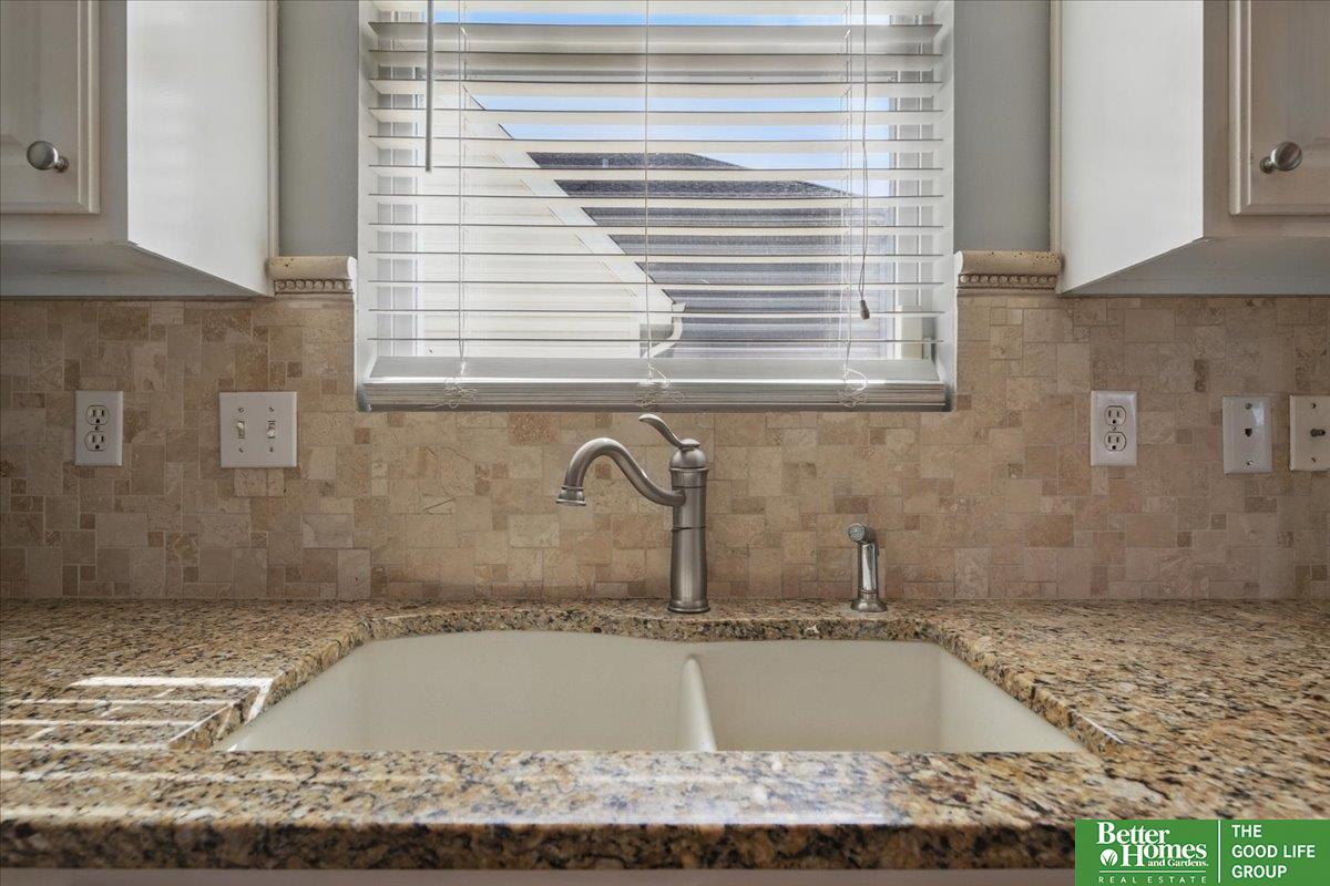 15911 Berry Street, Omaha, Nebraska image 17