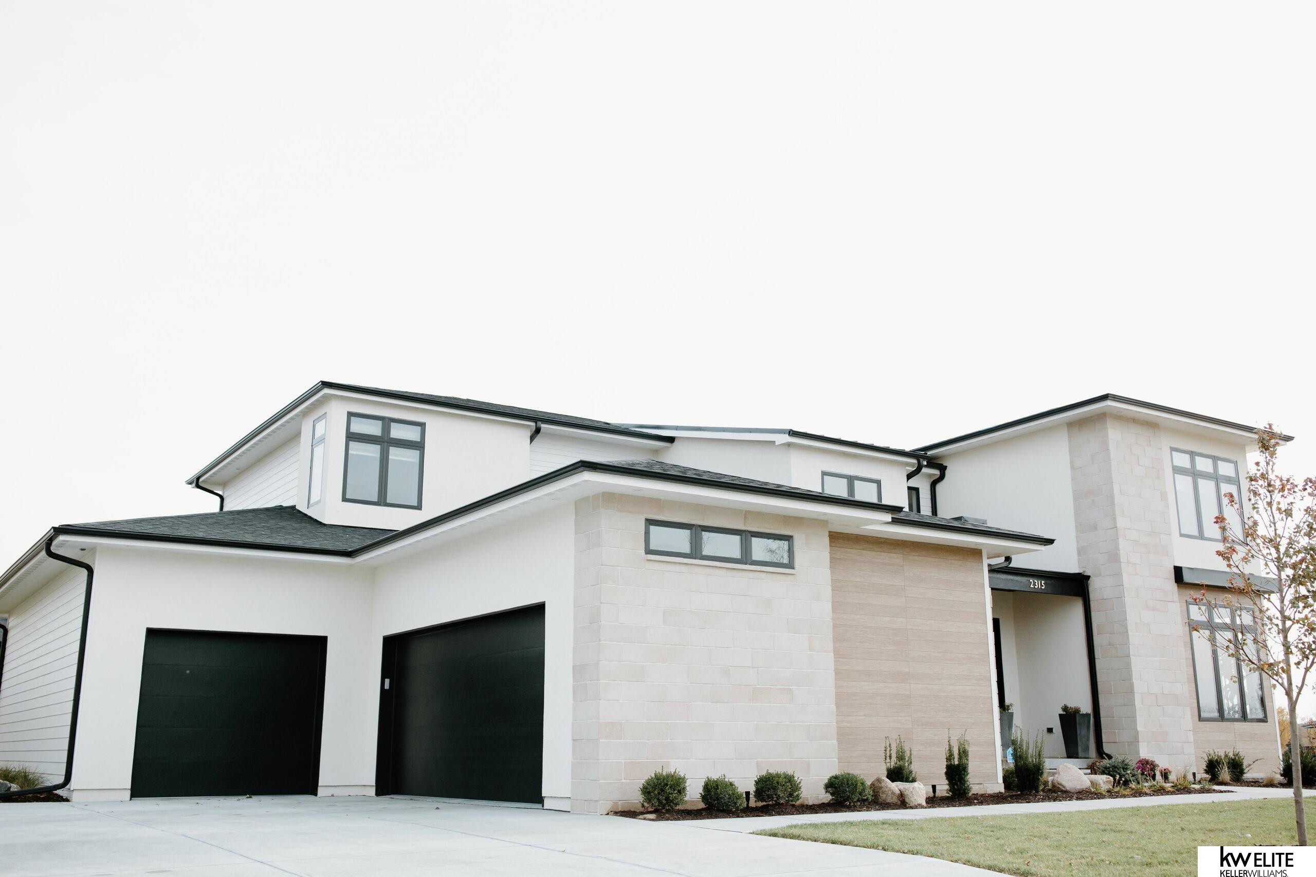 2315 S 220th Avenue, Elkhorn, Nebraska image 3