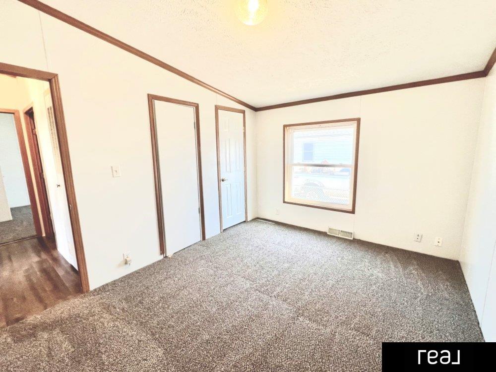 1327 Avenue J, Council Bluffs, Iowa image 13