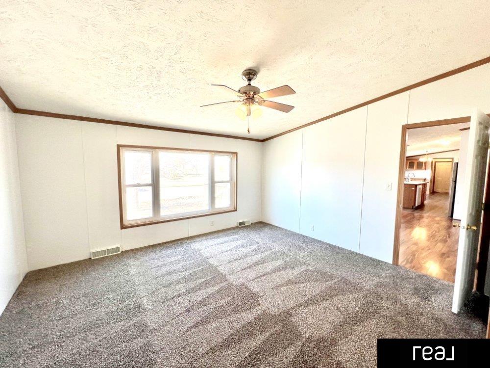 1327 Avenue J, Council Bluffs, Iowa image 8