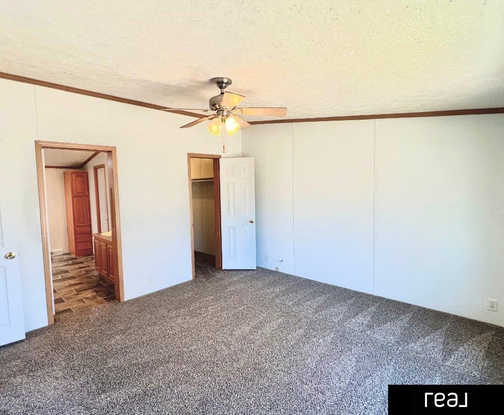 1327 Avenue J, Council Bluffs, Iowa image 9