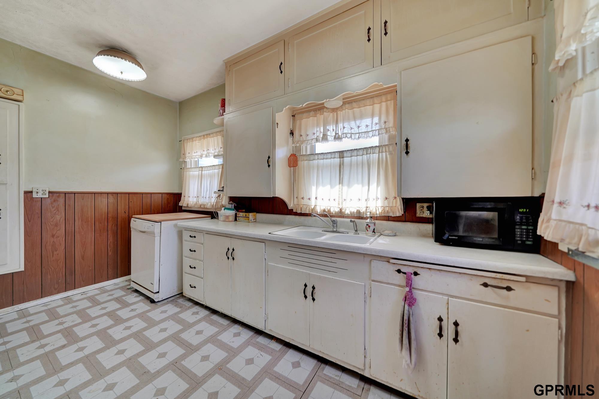 1421 N 40th Street, Lincoln, Nebraska image 20