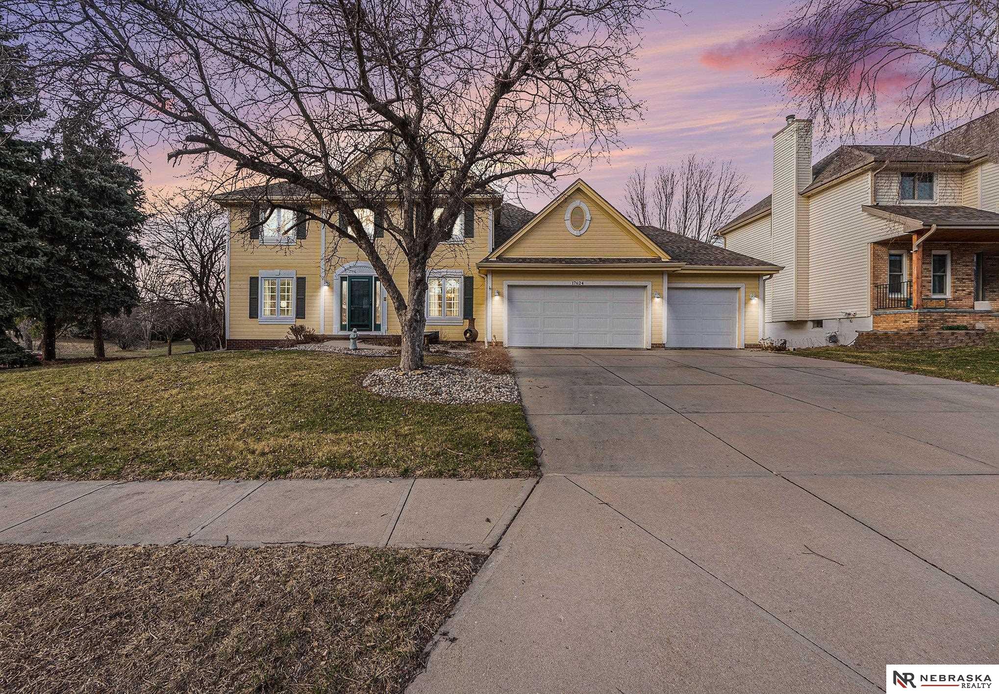 17624 Renfro Street, Omaha
