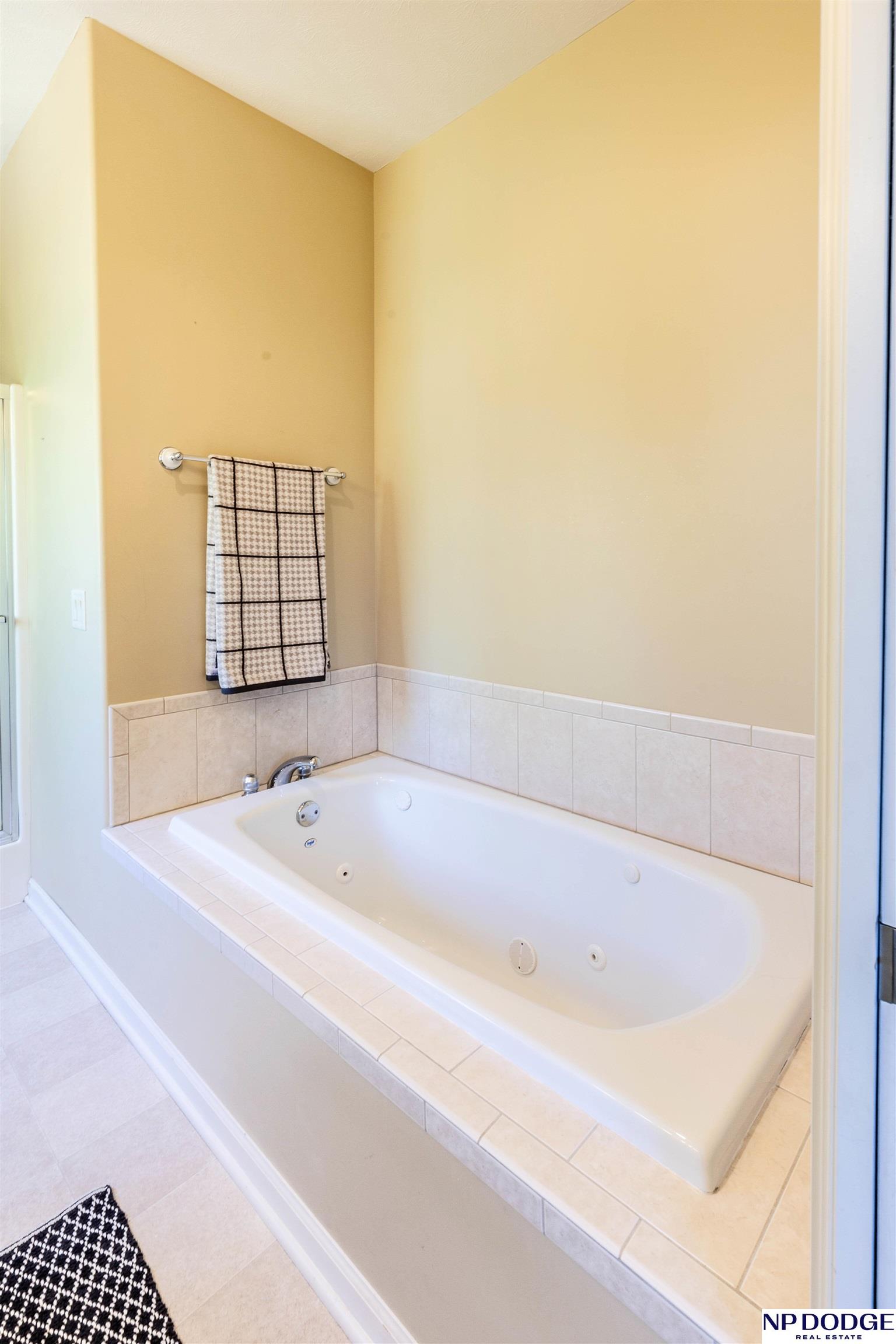 3420 Watercress Lane, Lincoln, Nebraska image 18