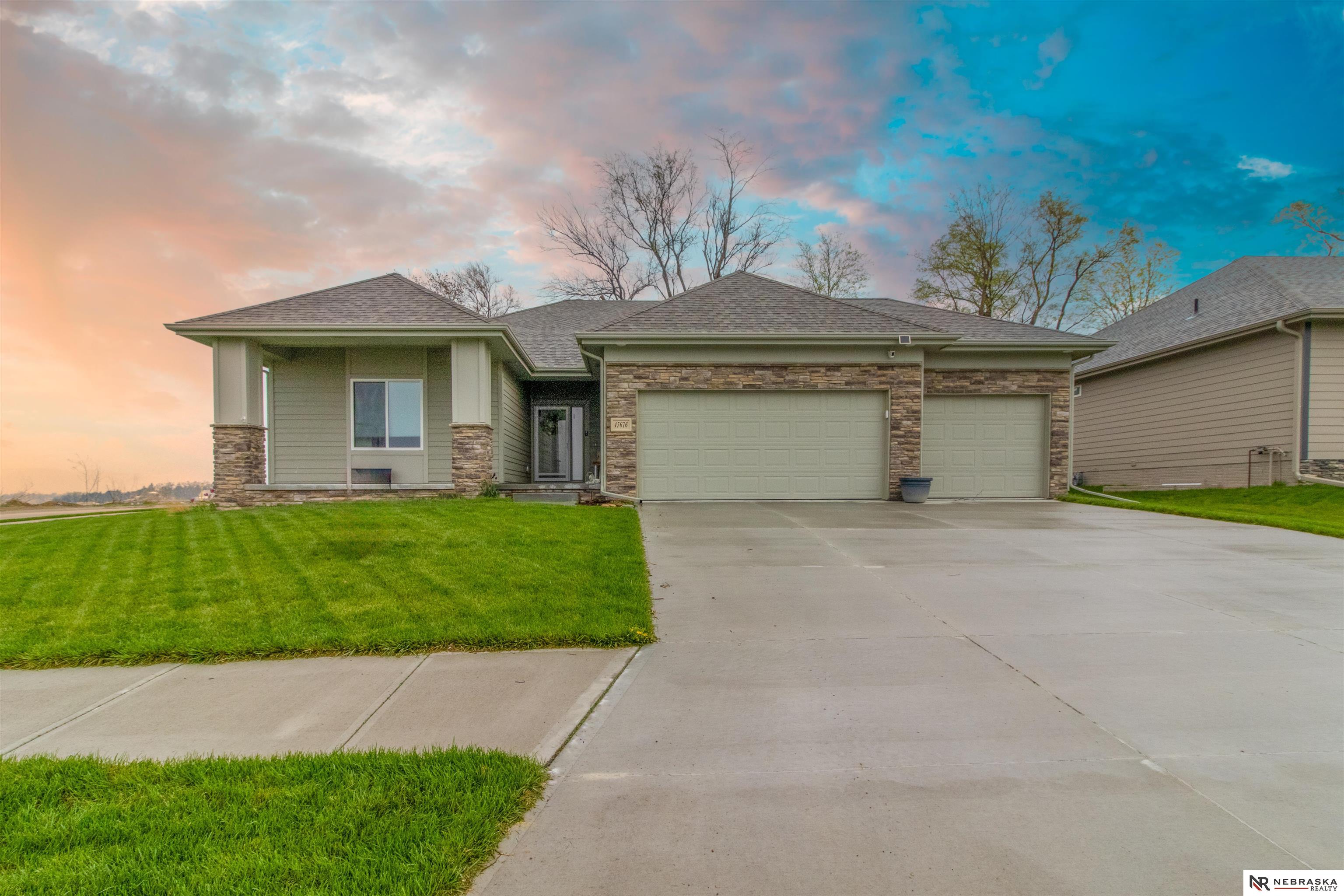 17676 Potter Street, Bennington, Nebraska image 1