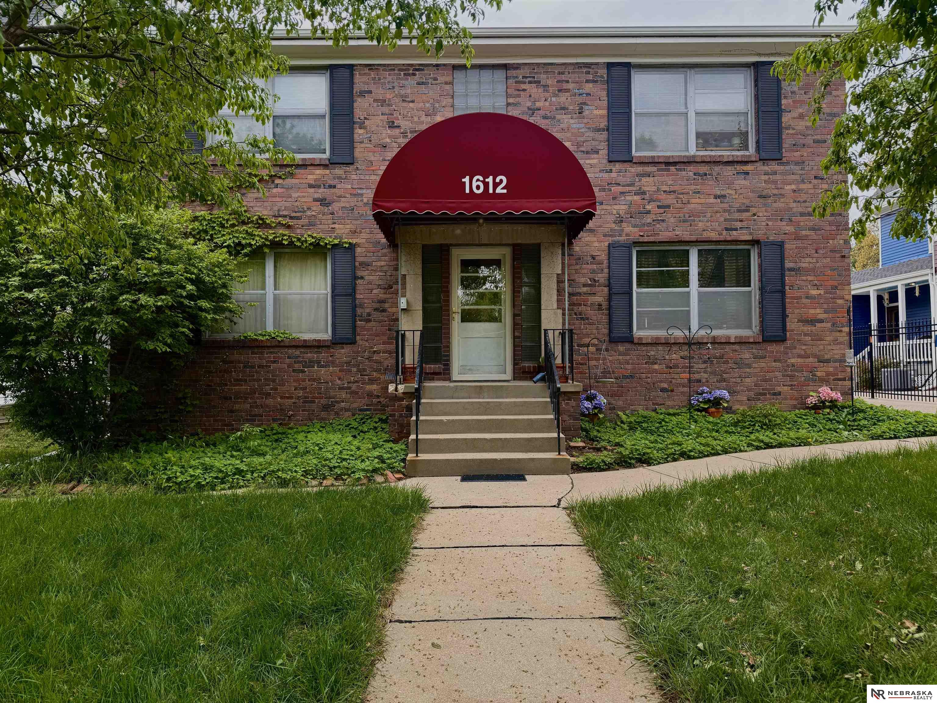 1612 S 32nd Avenue, Omaha