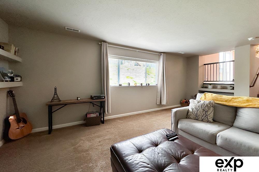 7720 N 108th Street, Omaha, Nebraska image 11