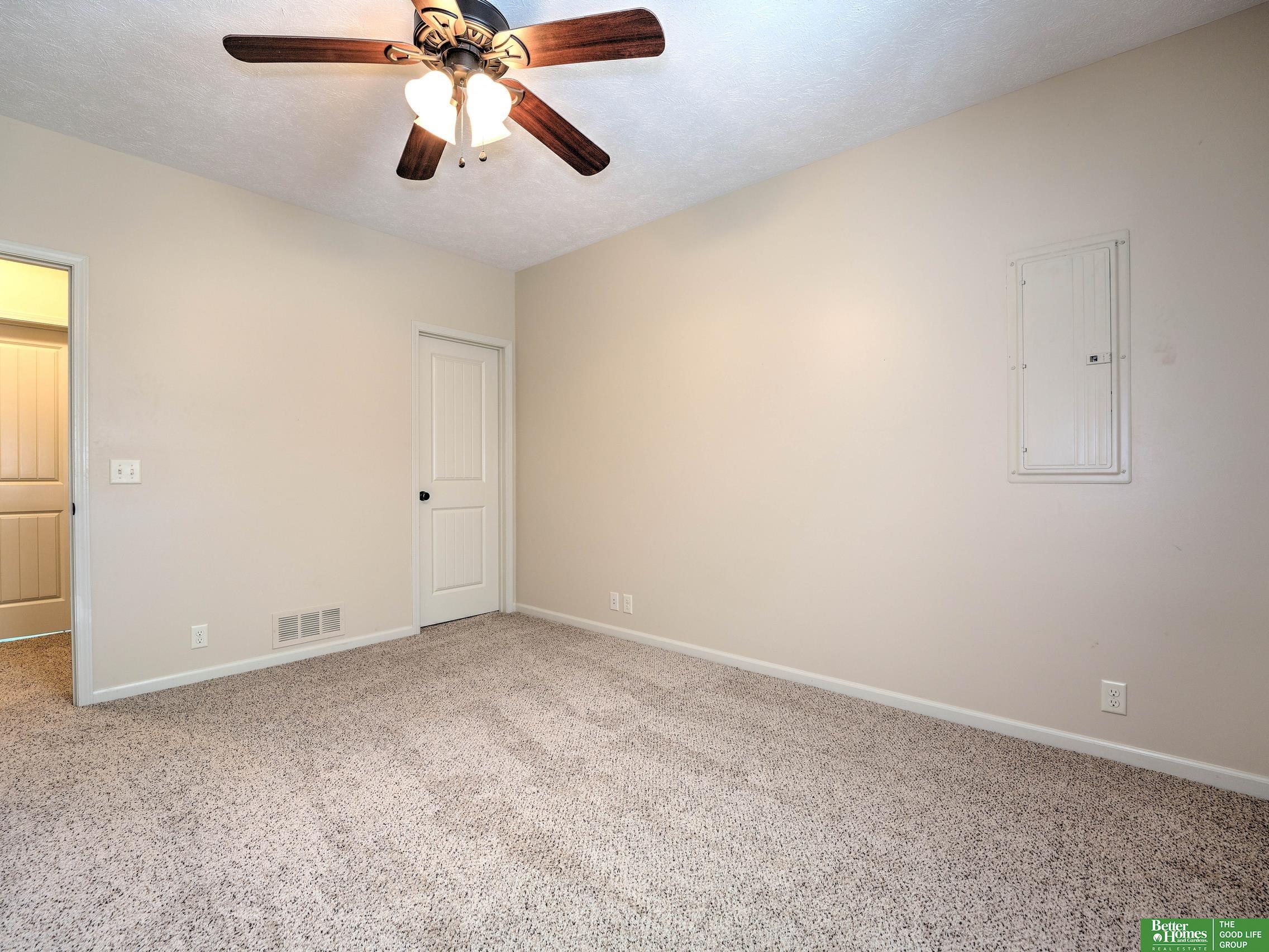 18251 Farnam Street, Omaha, Nebraska image 37