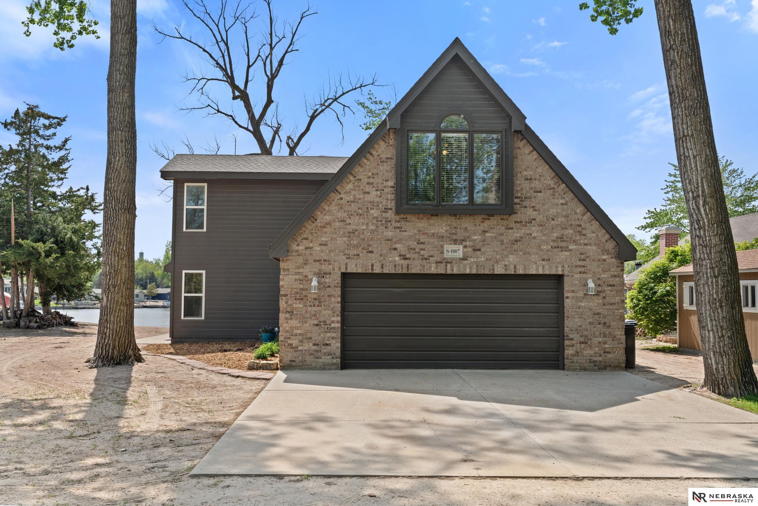 S-1007 Shady Lane, Fremont, Nebraska image 1