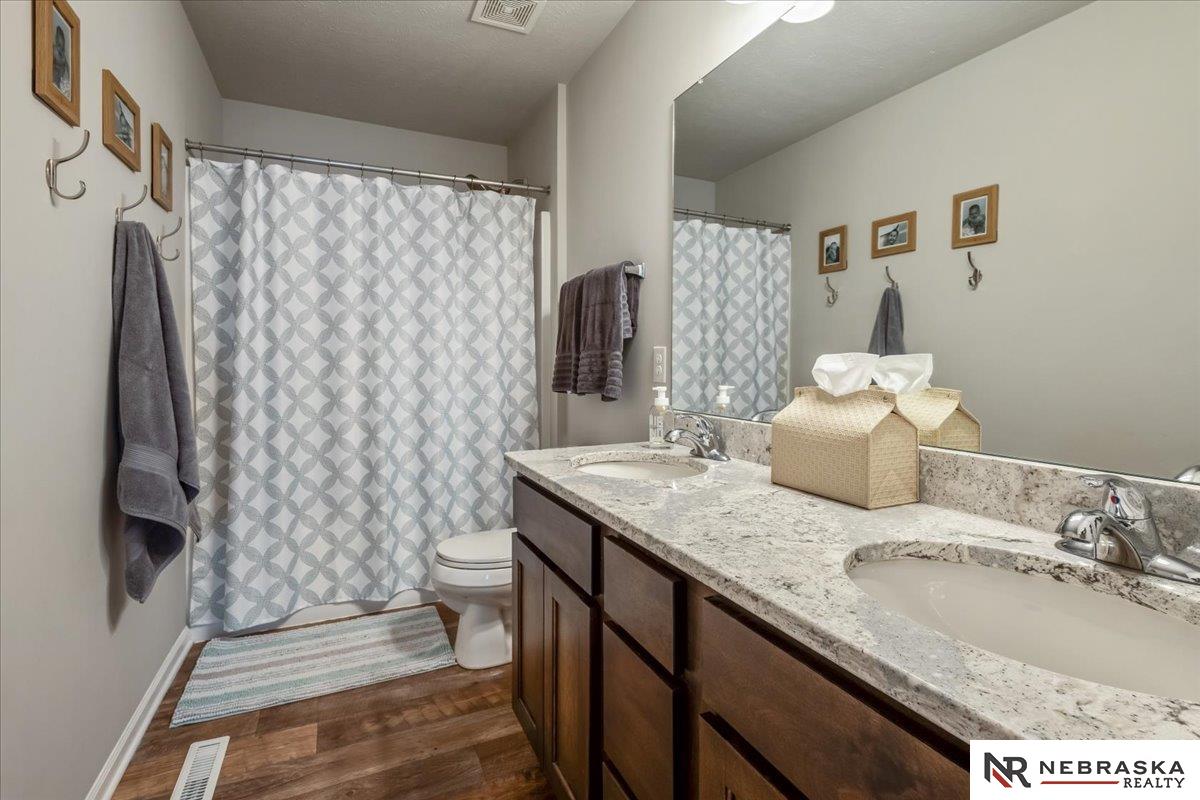 8115 S 188th Street, Omaha, Nebraska image 21