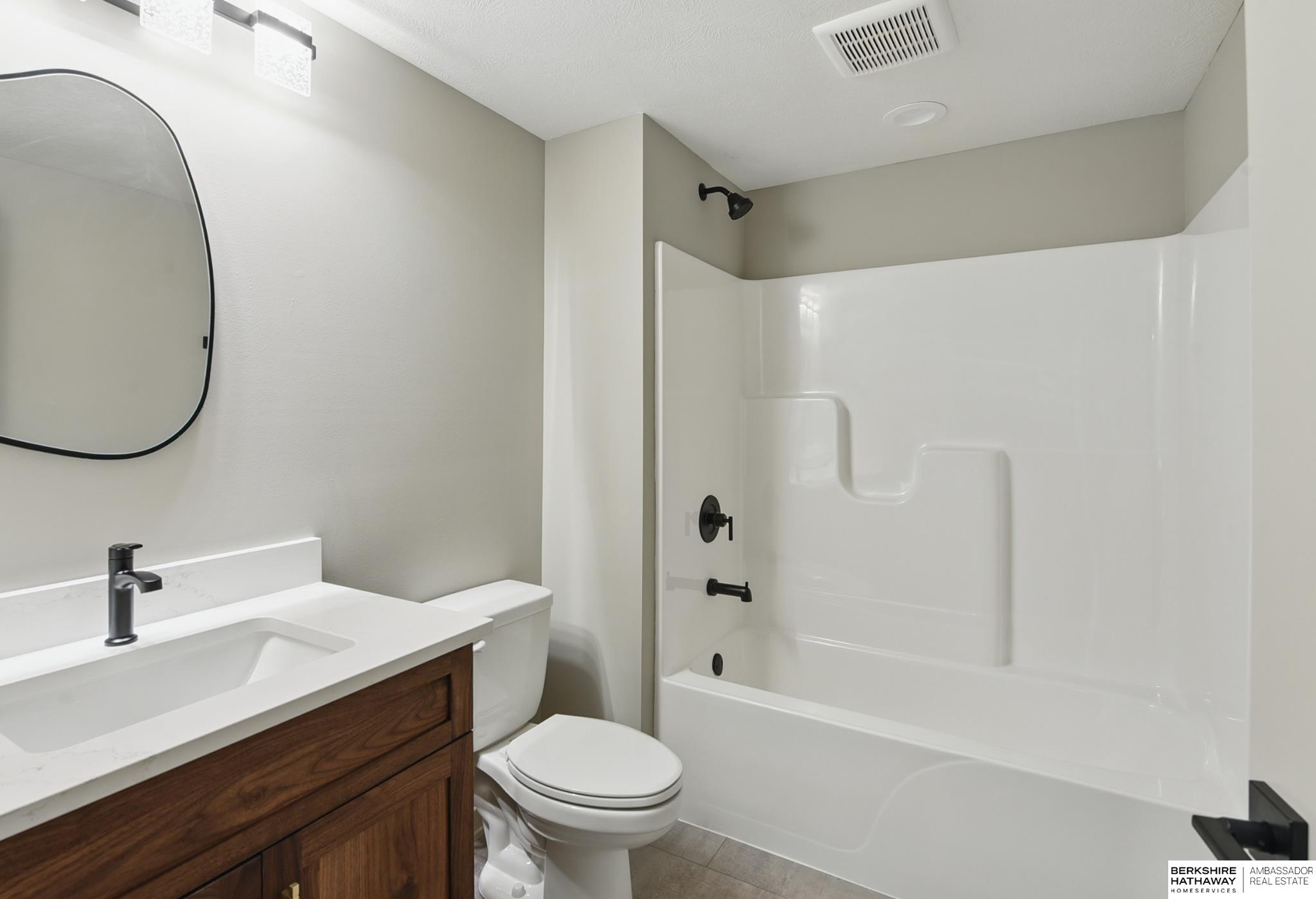 141 N 35 Street, Omaha, Nebraska image 34