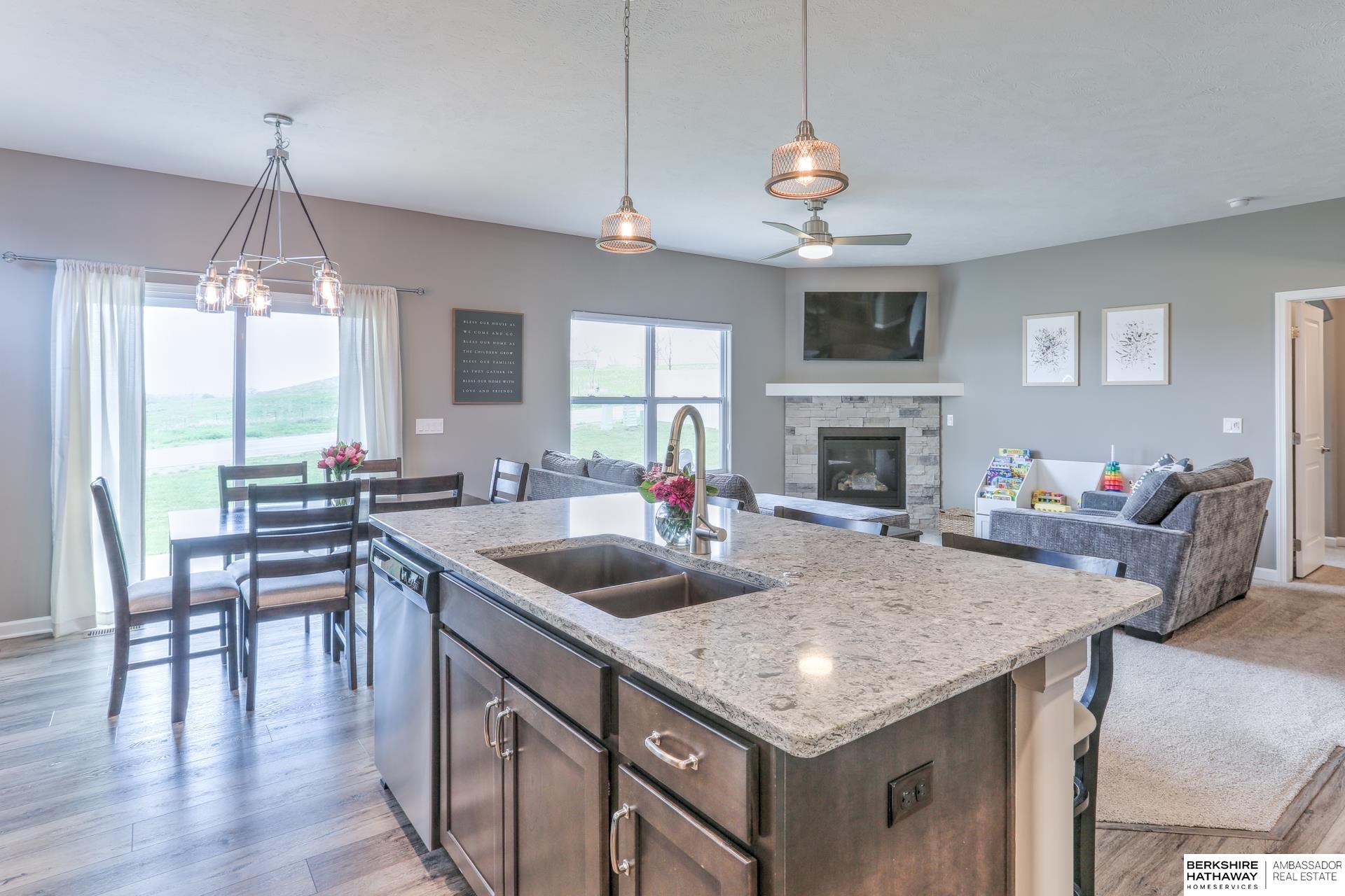 16912 Virginia Street, Omaha, Nebraska image 3