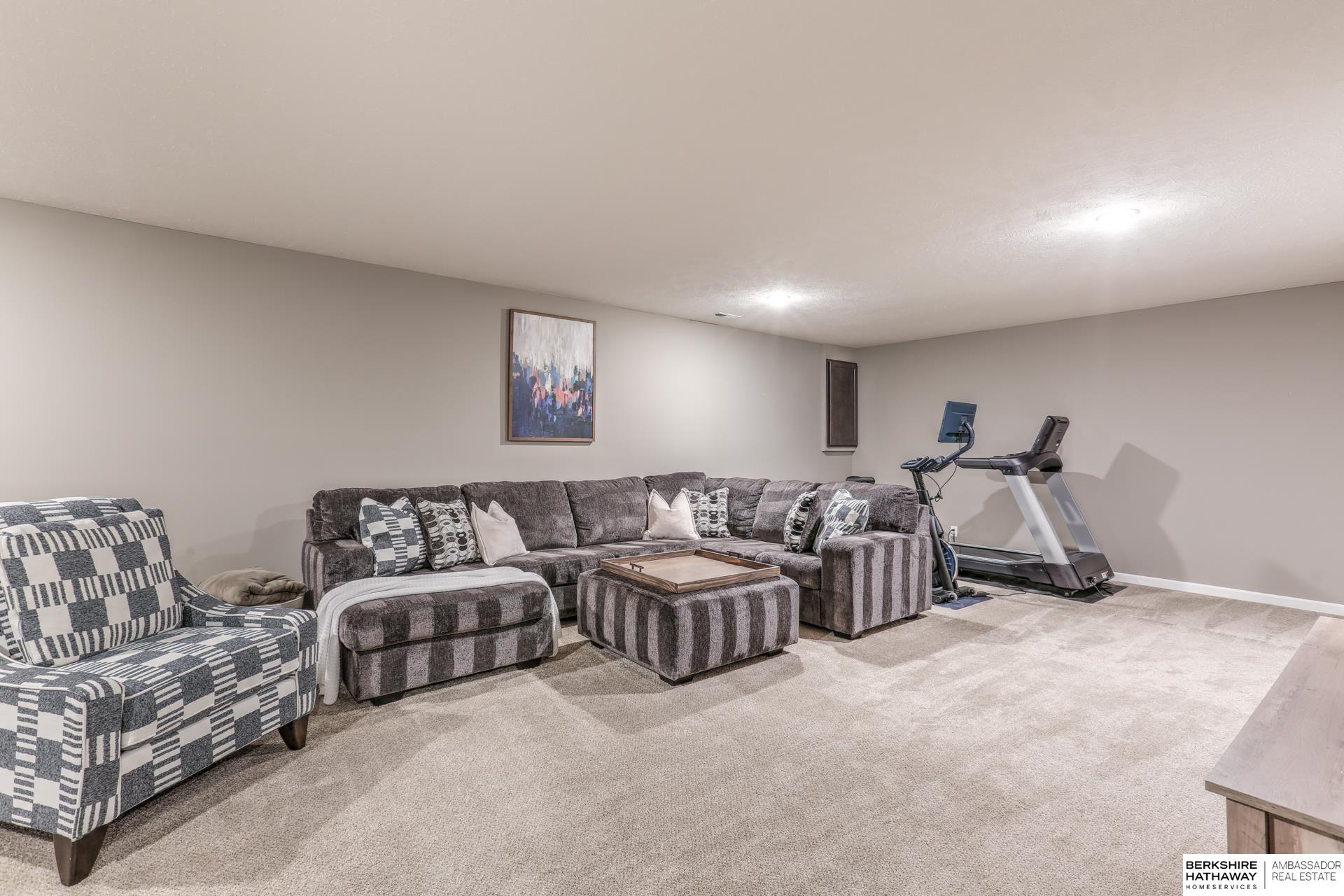 16912 Virginia Street, Omaha, Nebraska image 30