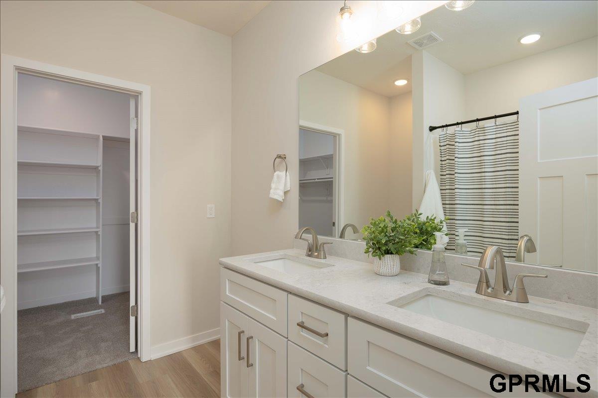7929 N 94 Street, Omaha, Nebraska image 31