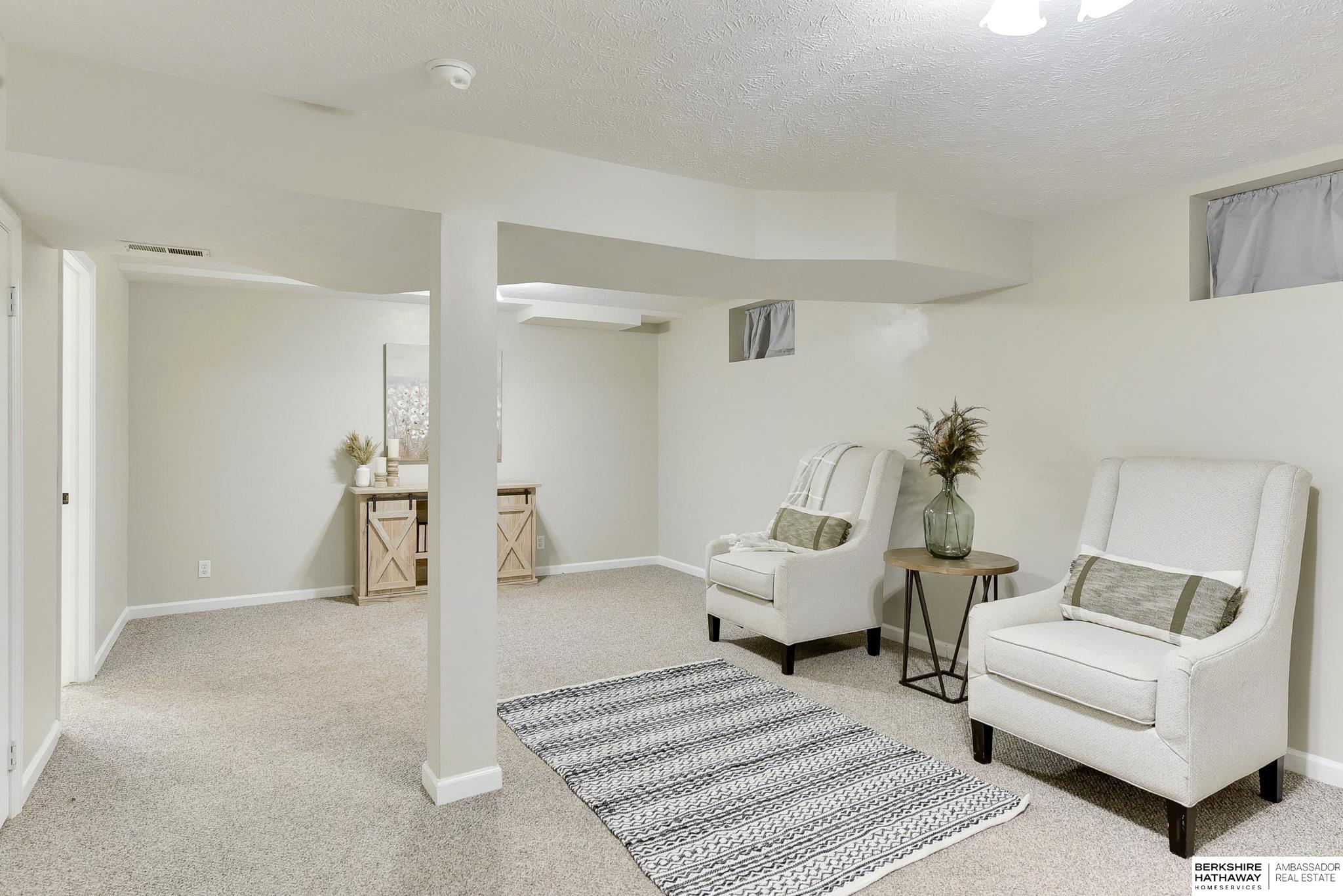 8174 Hascall Street, Omaha, Nebraska image 22