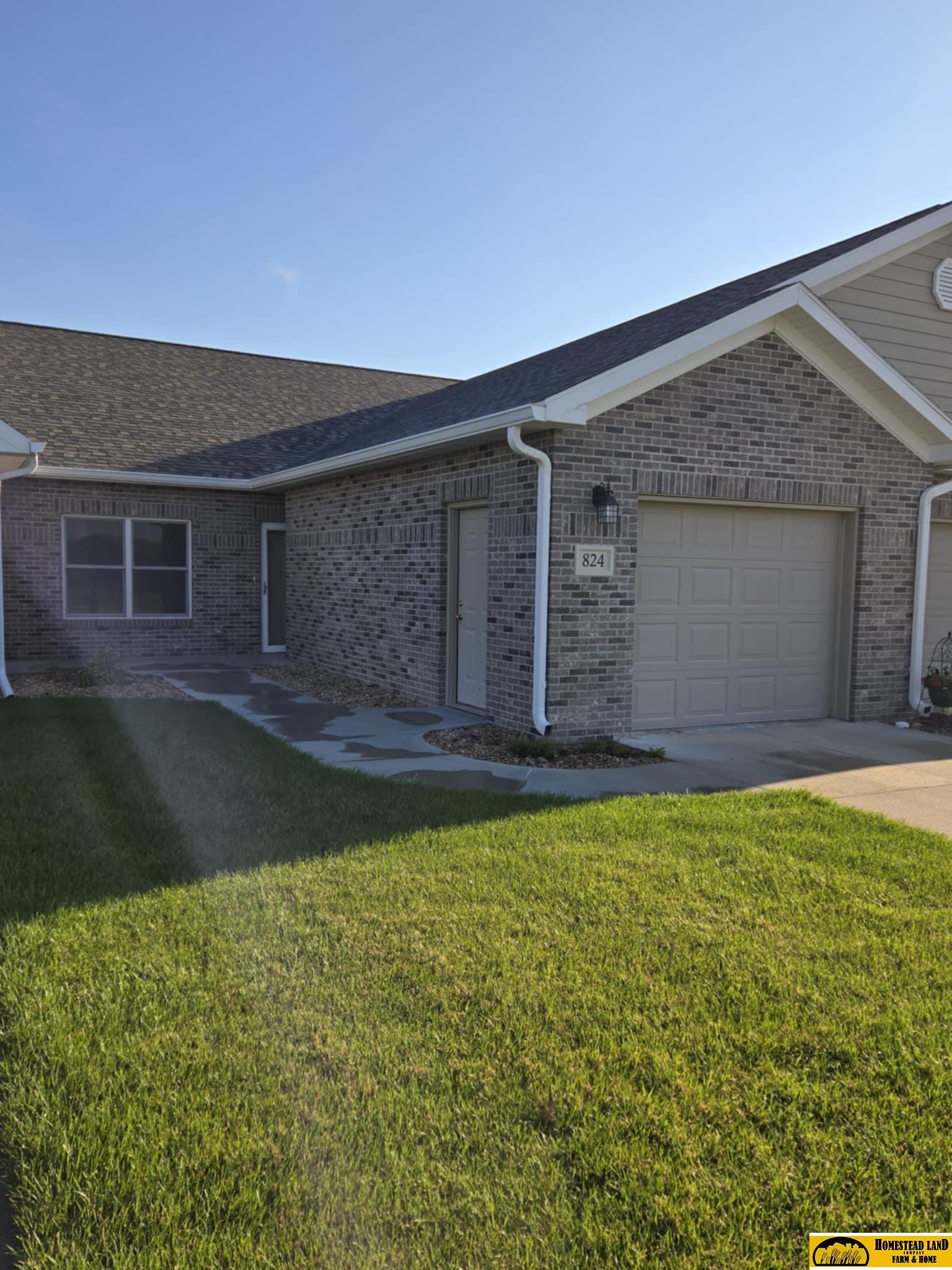 824 Meadow Street, Beatrice, Nebraska image 1