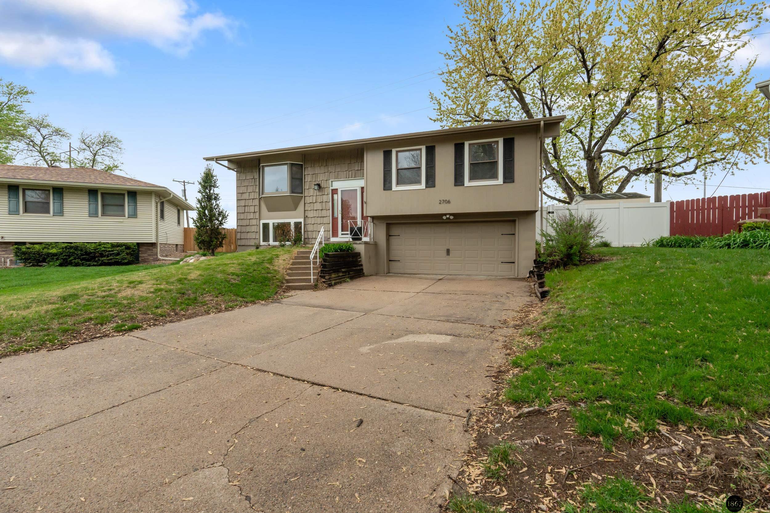 235 Kristi Lane, Hickman, Nebraska image 3