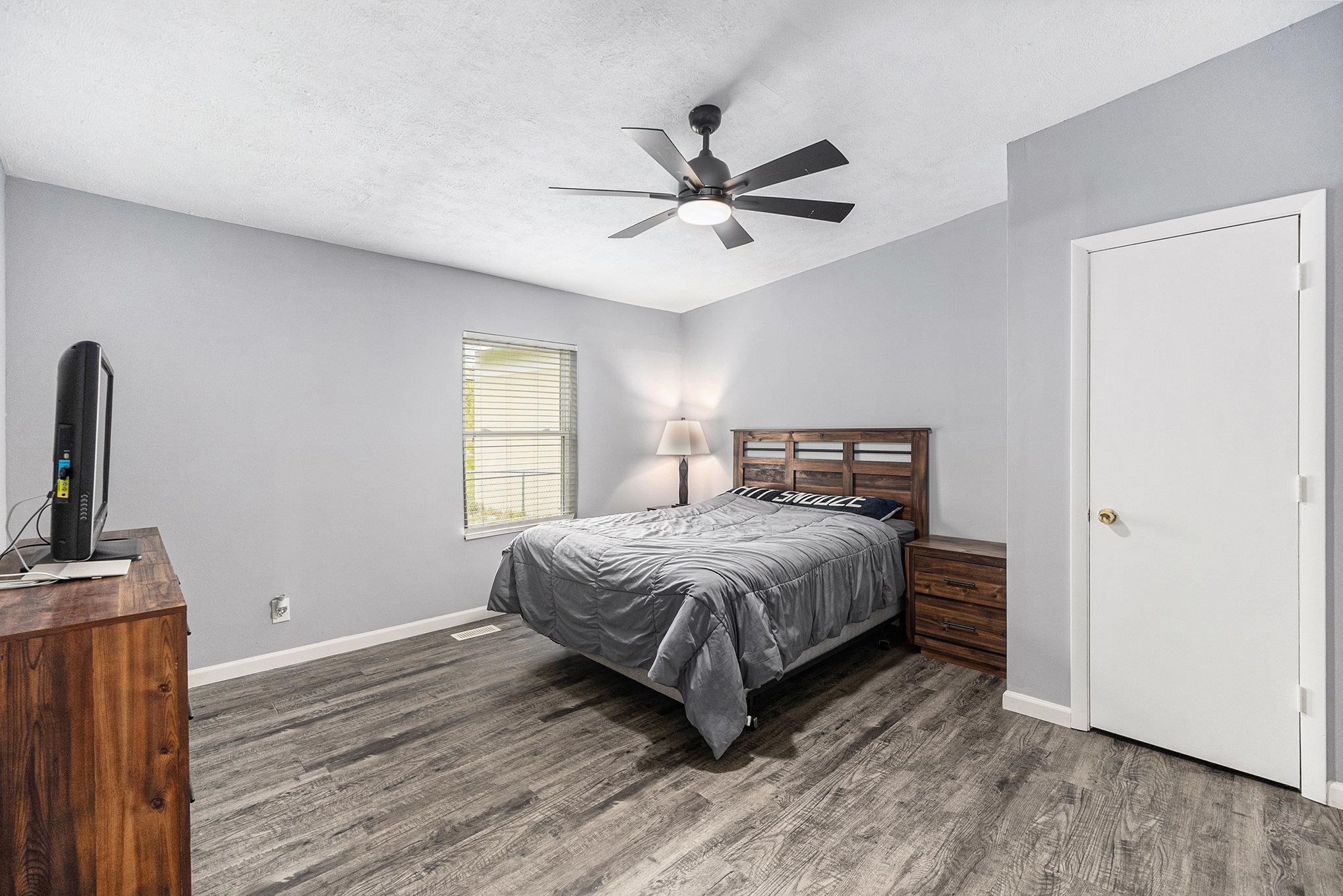 7504 Valley Road, La Vista, Nebraska image 9