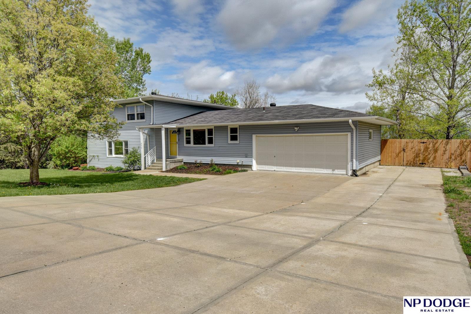 890 S 25 Street, Blair, Nebraska image 2