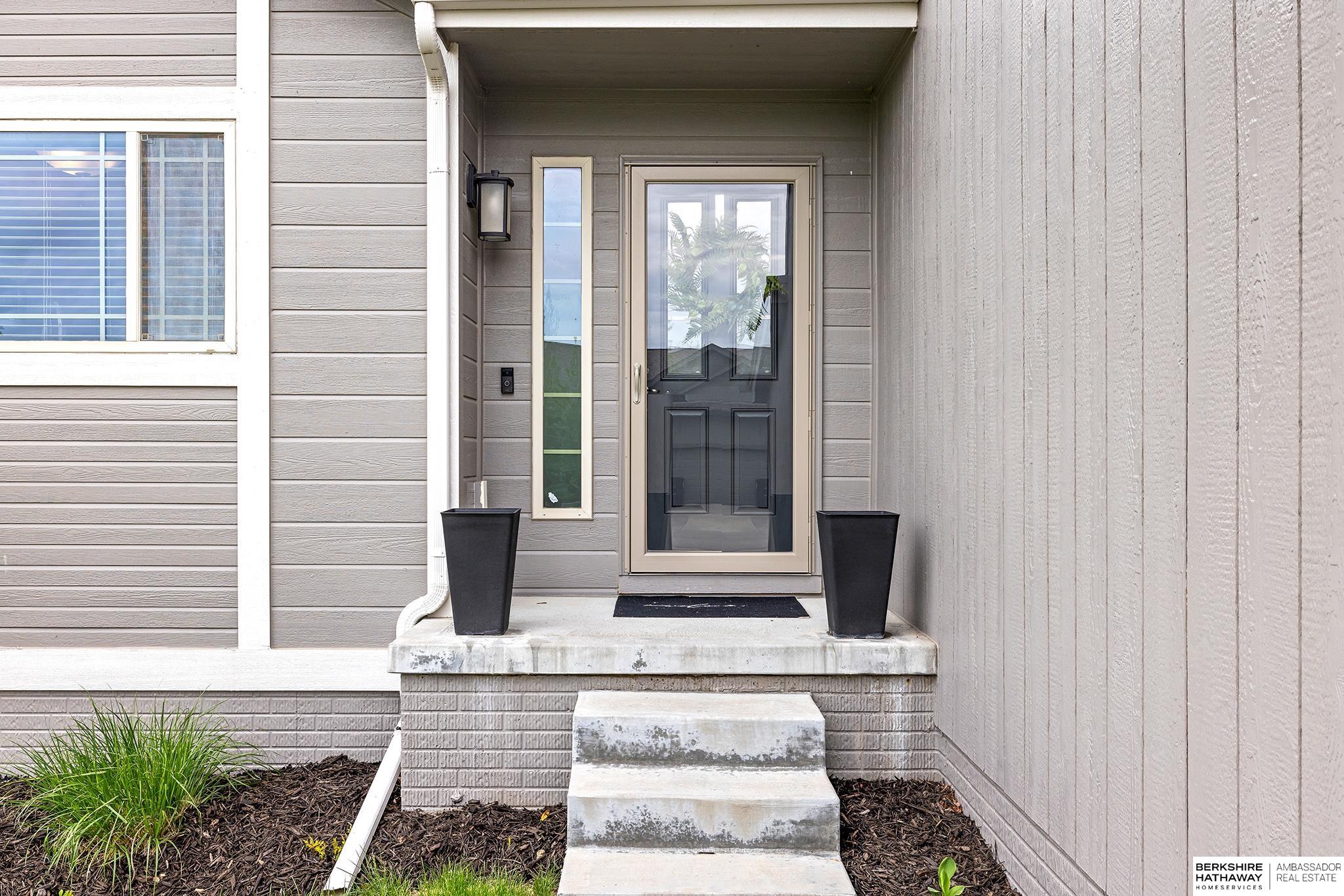 8206 S 186th Street, Omaha, Nebraska image 2