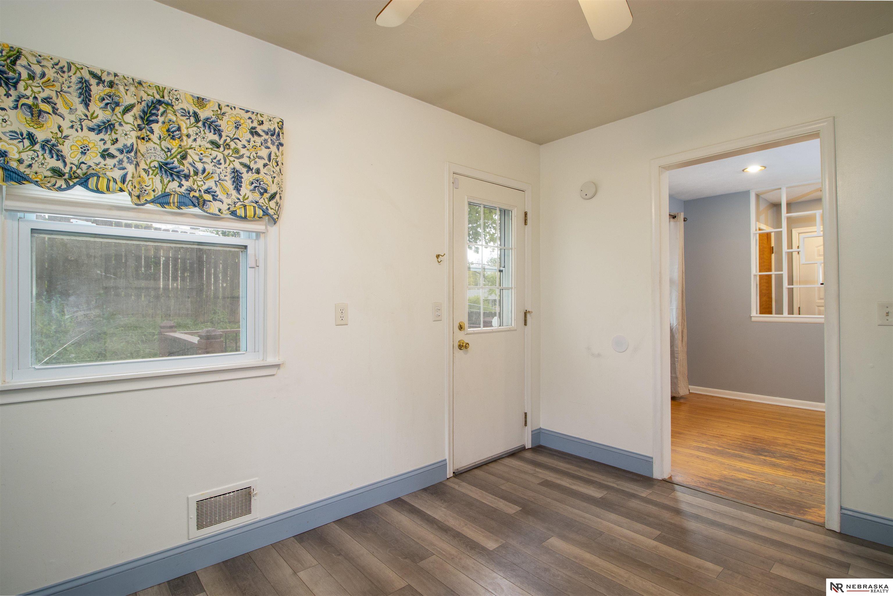 8514 Pinkney Street, Omaha, Nebraska image 7
