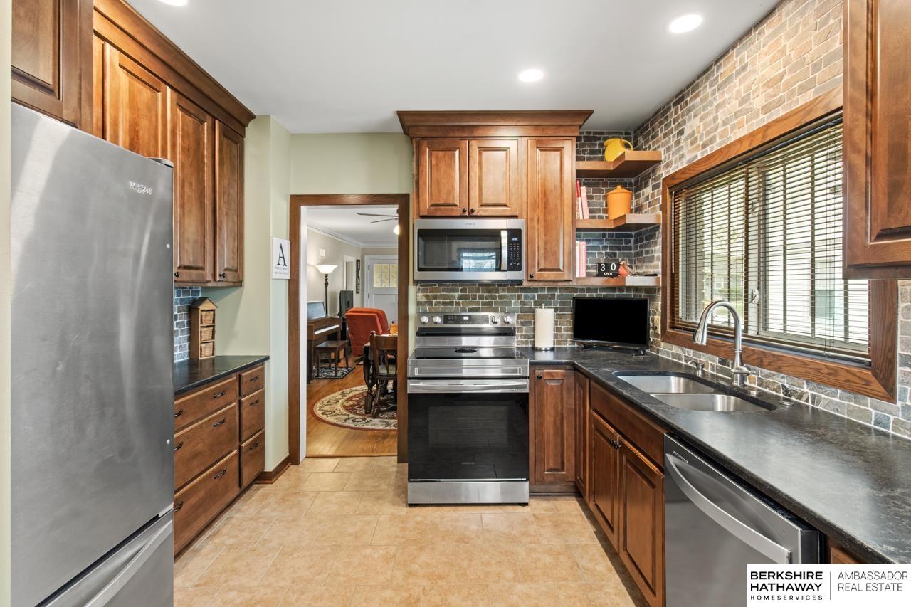826 S 59th Street, Omaha, Nebraska image 9
