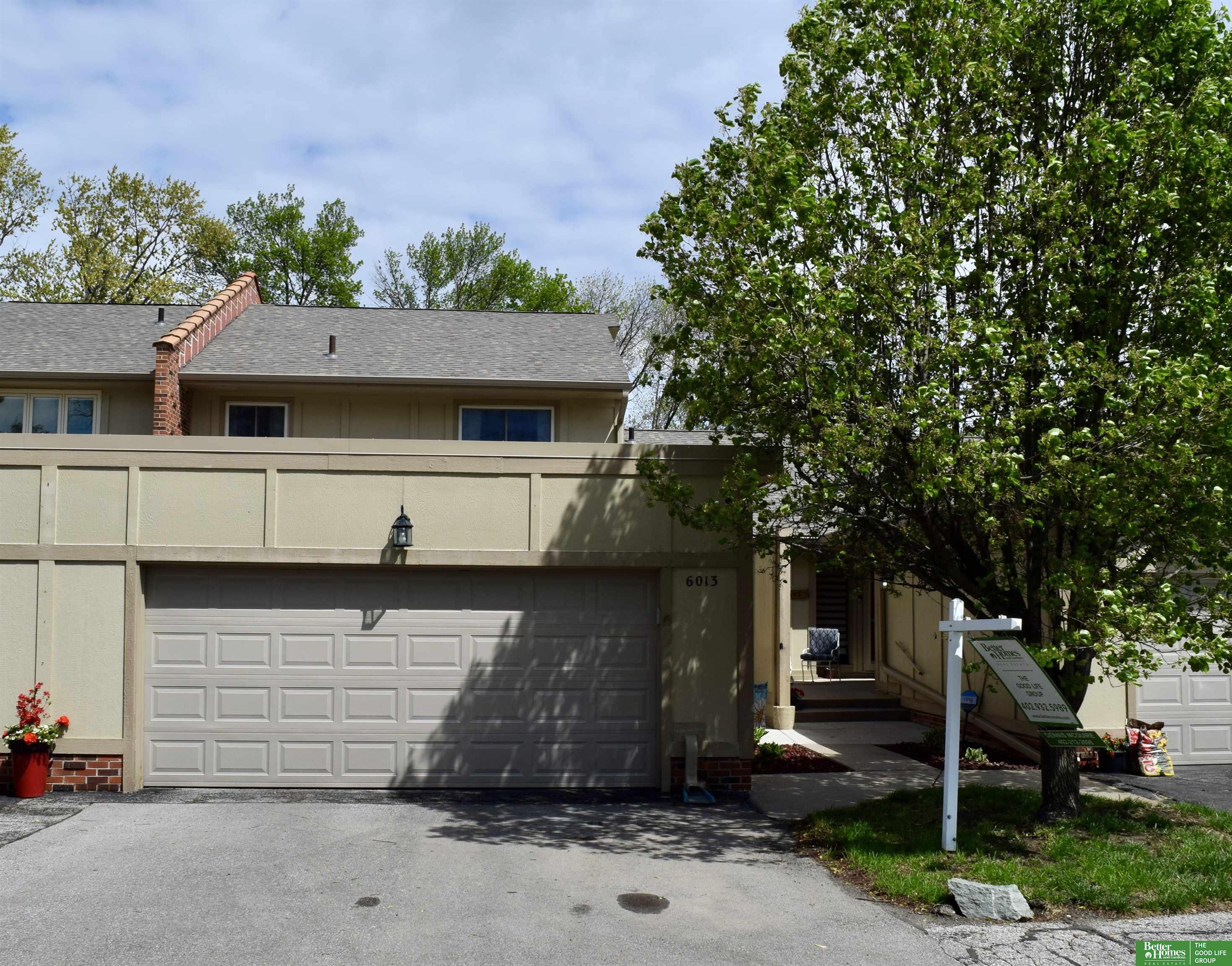 6013 Oakcrest Plaza #33, Omaha, Nebraska image 1