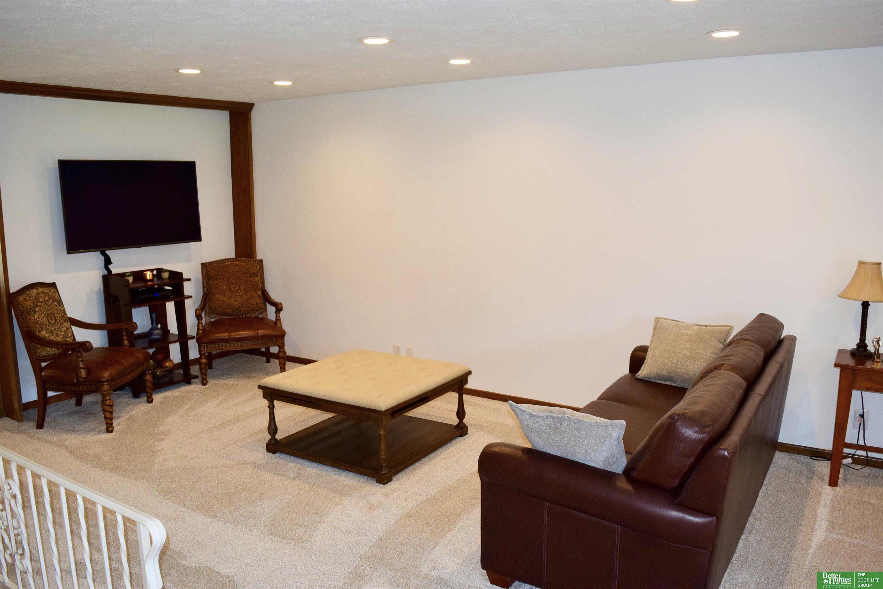 6013 Oakcrest Plaza #33, Omaha, Nebraska image 8