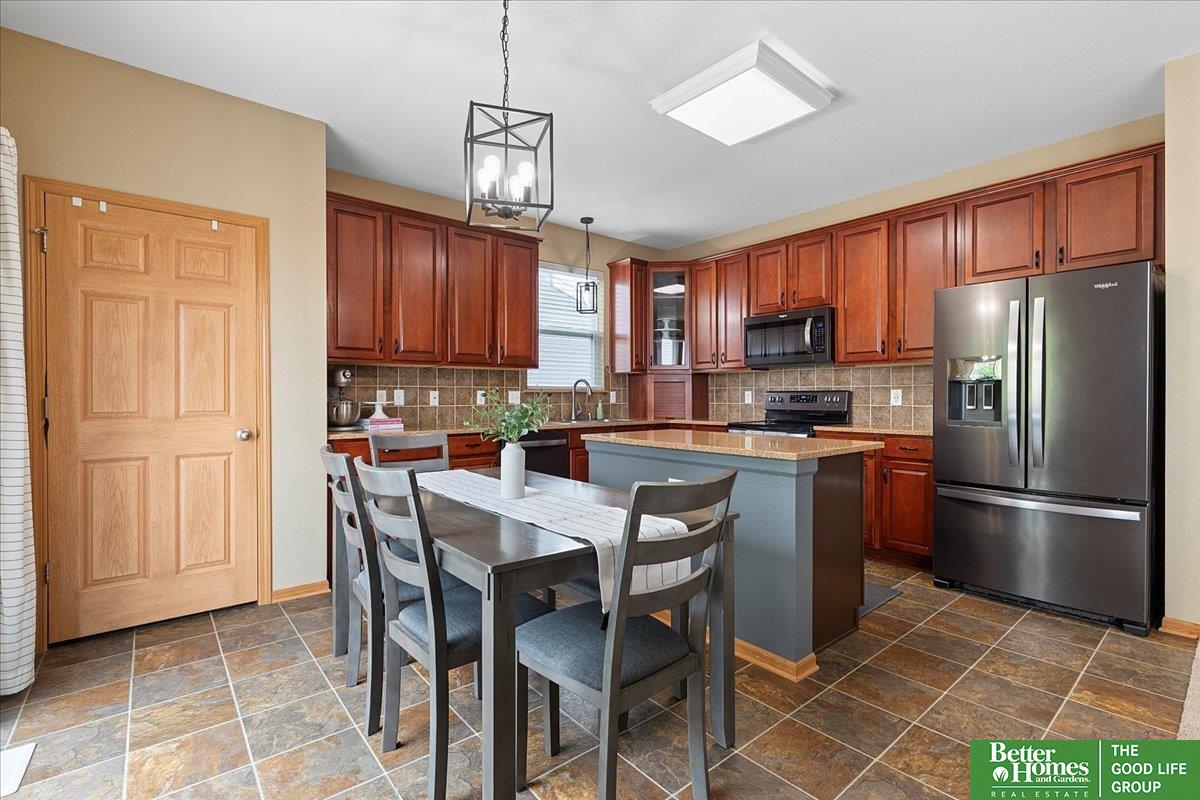 2413 S Mineral Drive, Papillion, Nebraska image 17