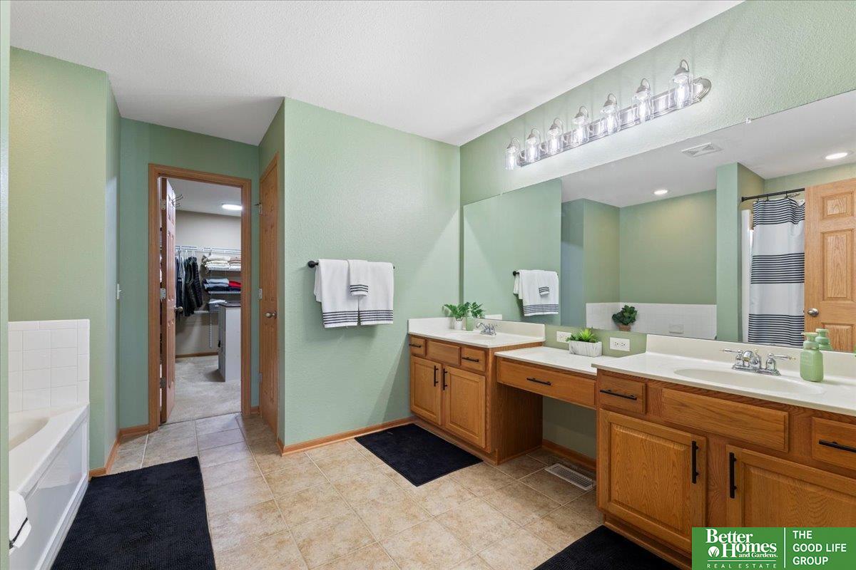 2413 S Mineral Drive, Papillion, Nebraska image 33