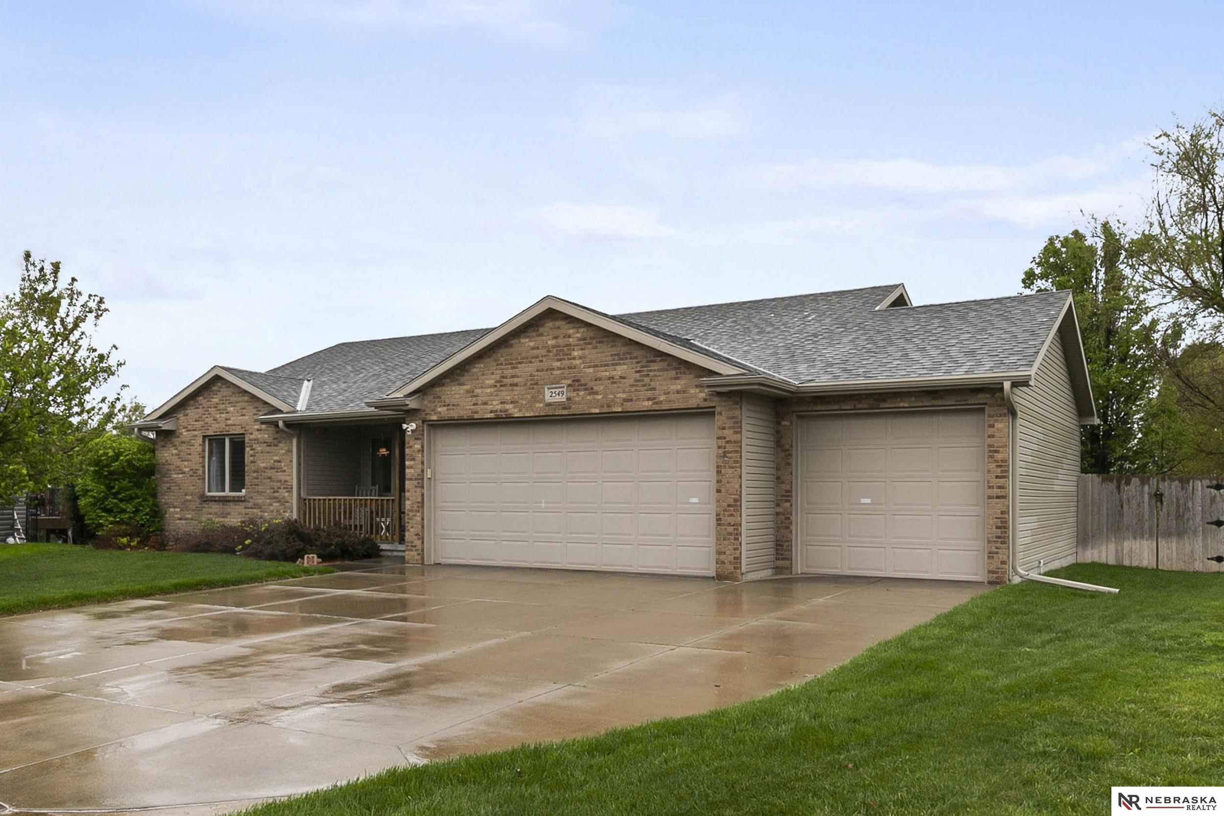 2549 SW Soukup Circle, Lincoln, Nebraska image 1