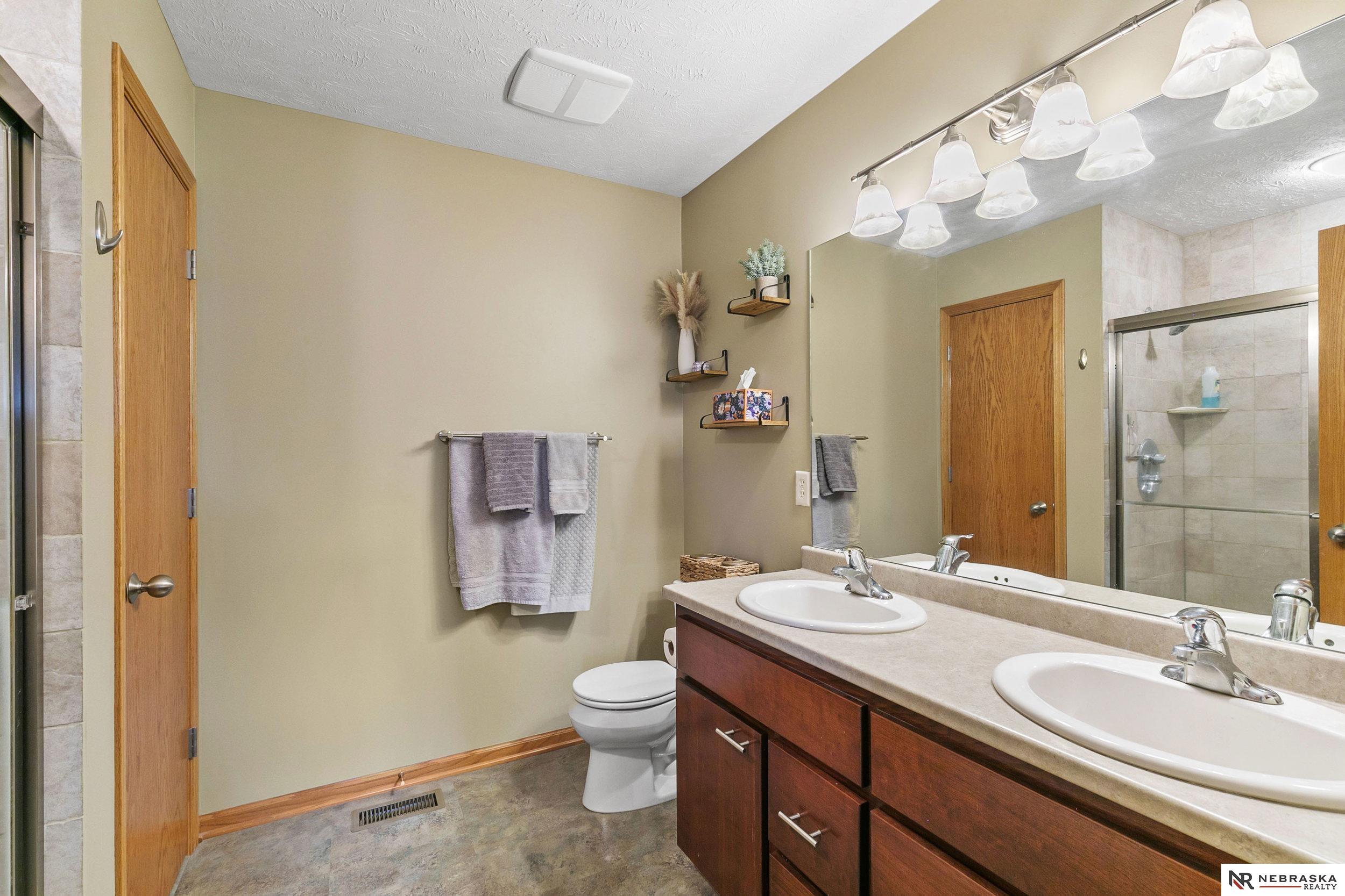 2549 SW Soukup Circle, Lincoln, Nebraska image 17