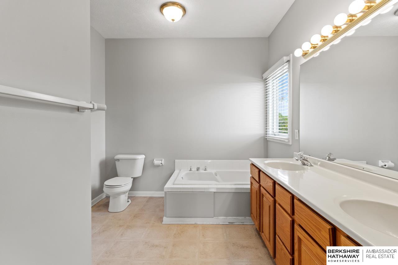 6735 N 150 Street, Omaha, Nebraska image 15