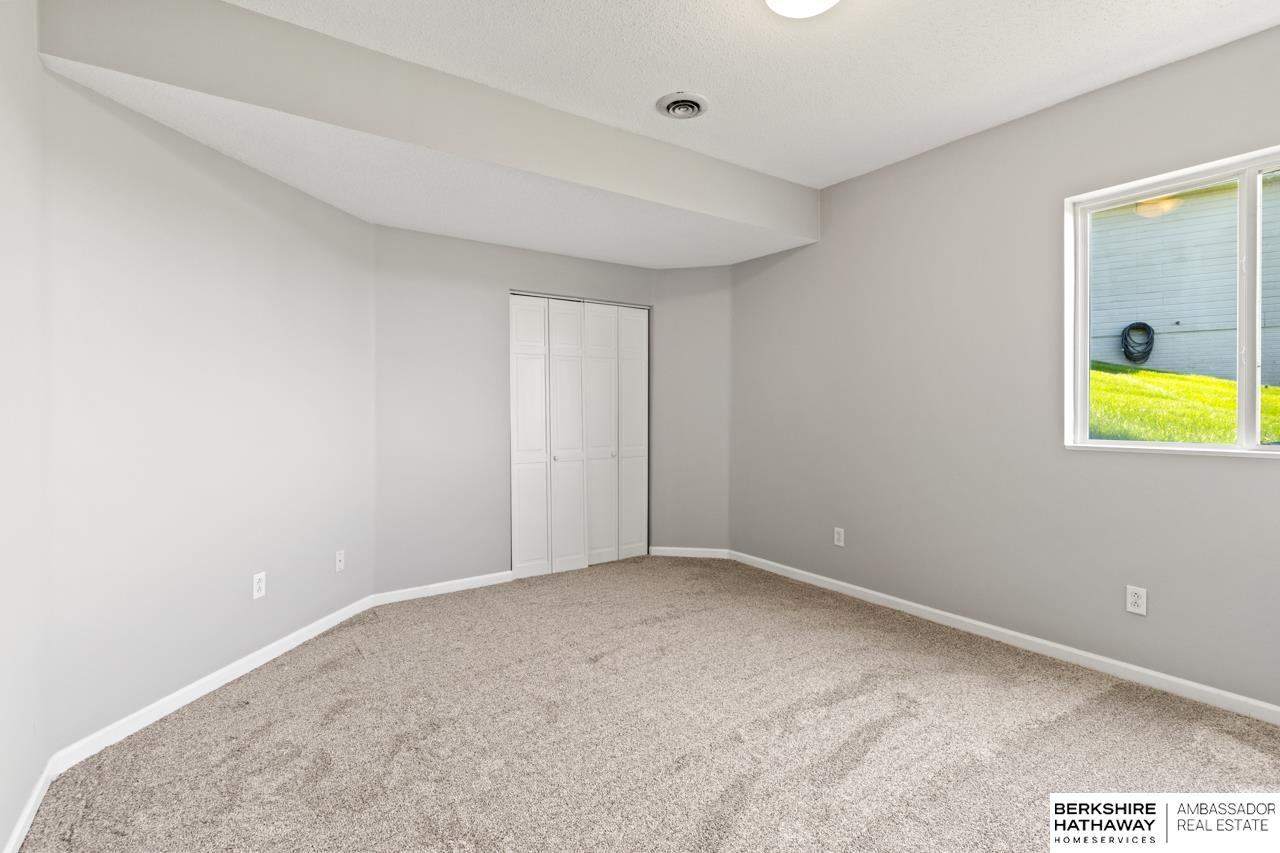 6735 N 150 Street, Omaha, Nebraska image 21