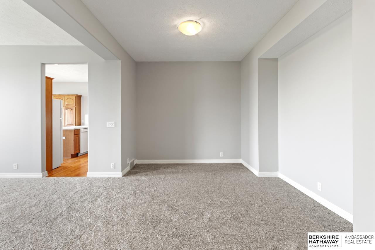 6735 N 150 Street, Omaha, Nebraska image 9