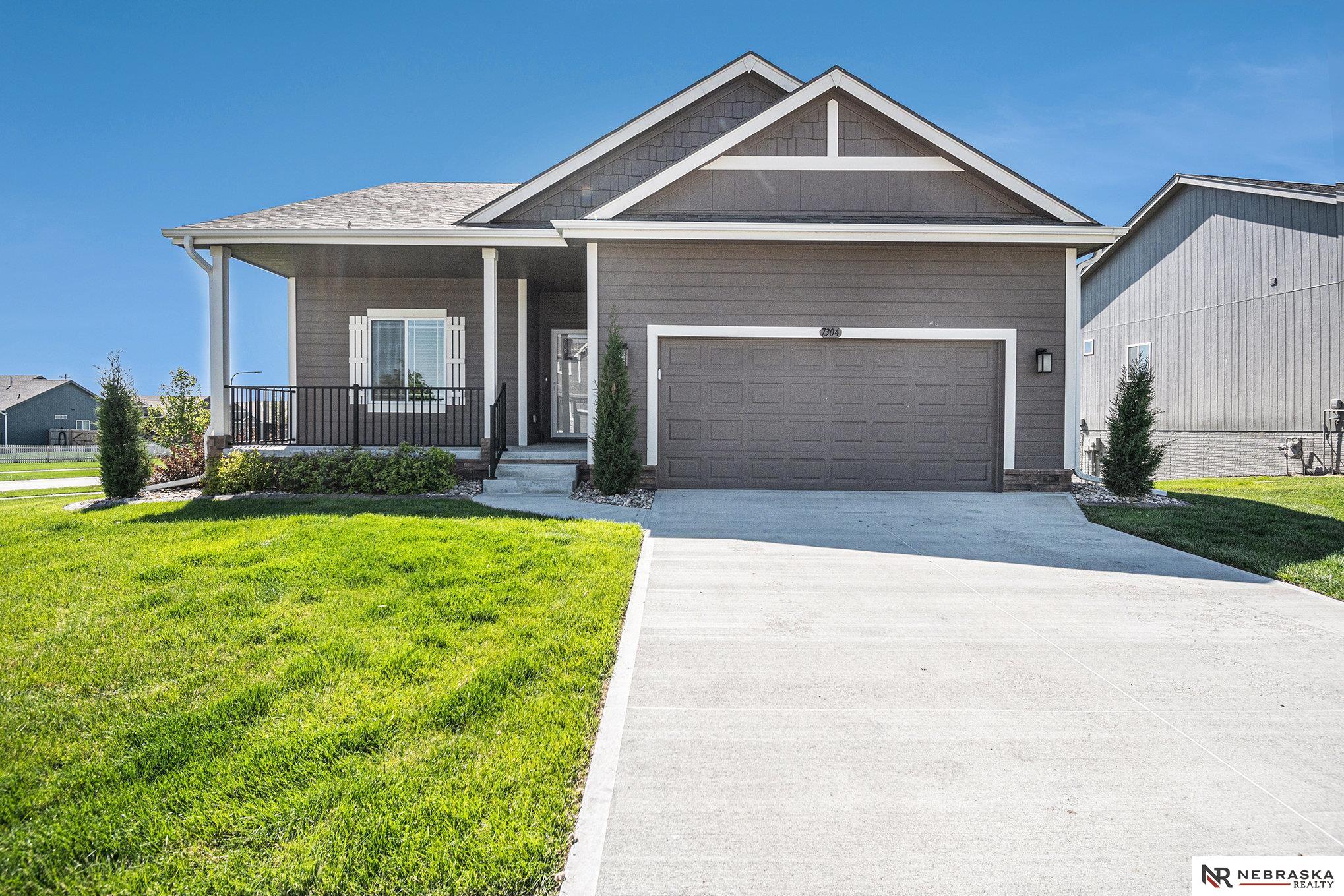7304 N 167th Street, Bennington, Nebraska image 2